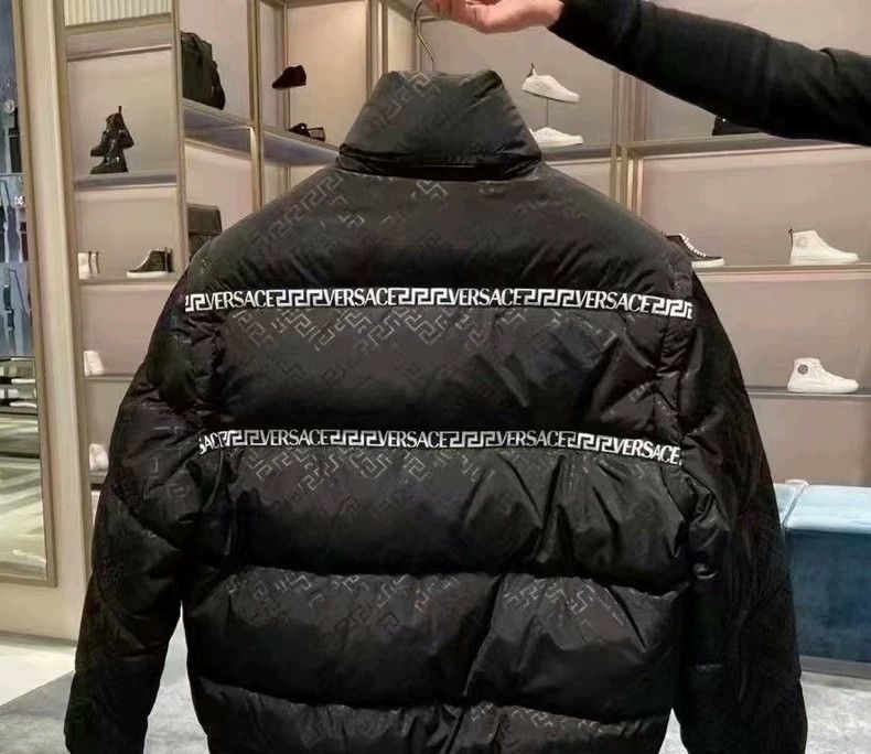 Versace Versace Short down jacket with dark logo Size US L / EU 52-54 / 3 - 3 Thumbnail