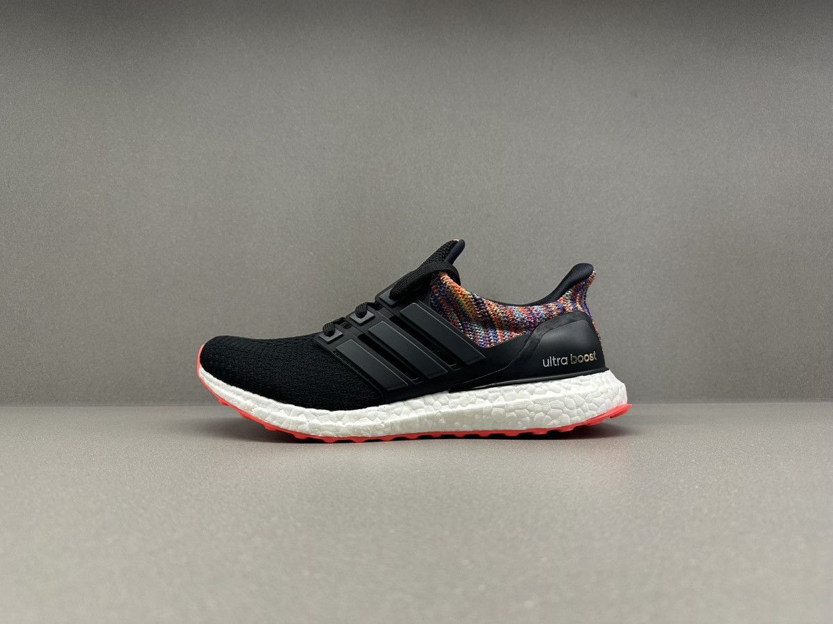 Adidas Adidas Ultraboost Mi Adidas Rainbow No2381 Size US 8 / EU 41 - 5 Thumbnail