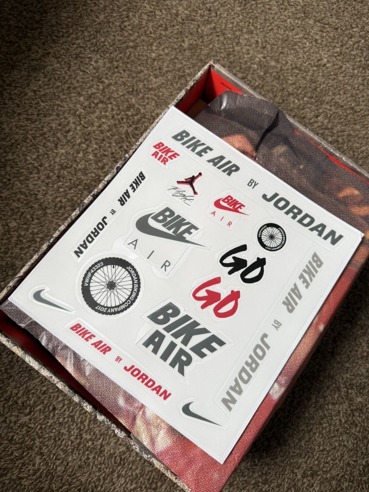 Jordan Brand × Nike Nigel Sylvester Jordan 4 RM ‘Driveway Green’ *Signed Box* Size US 9 / EU 42 - 7 Thumbnail