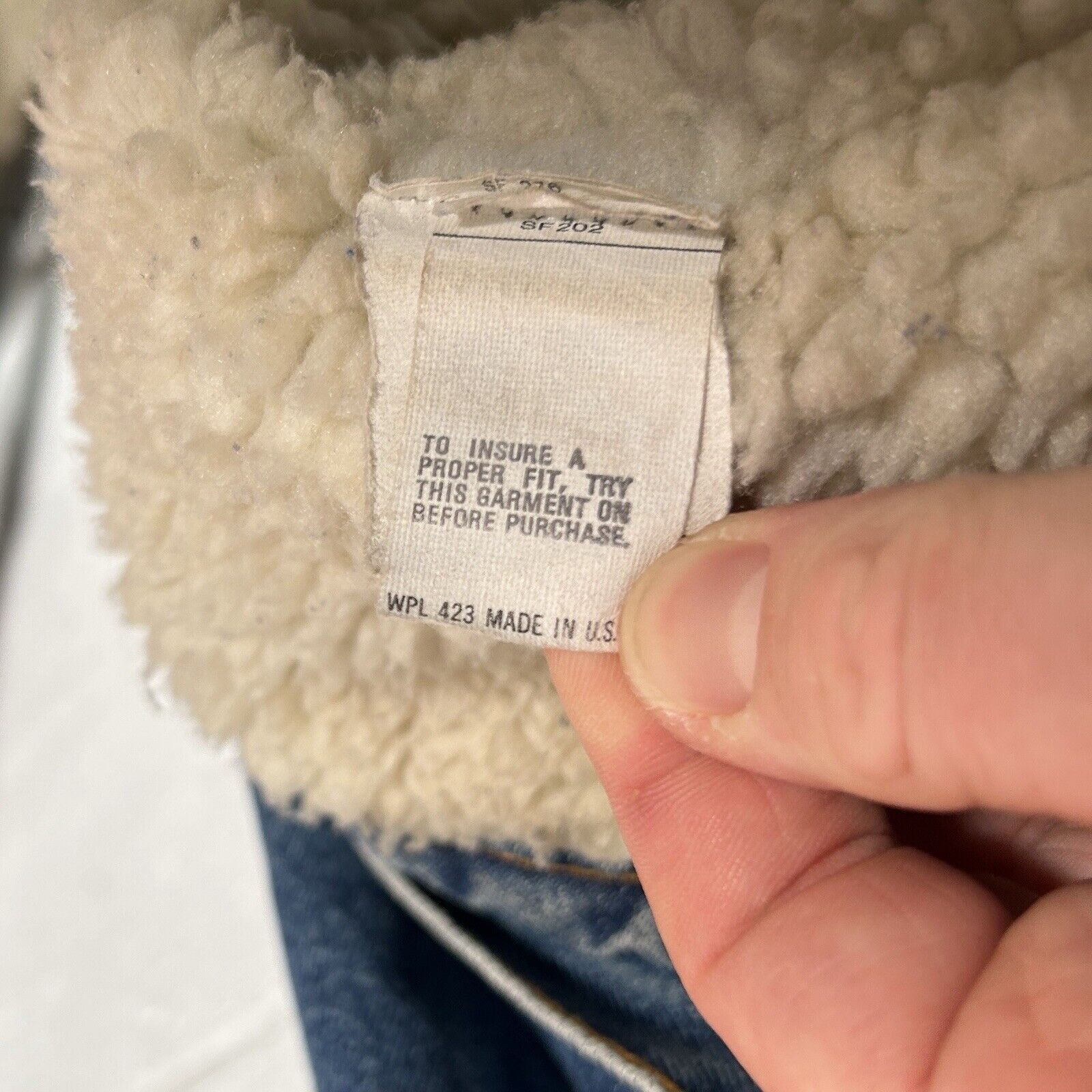 Levi's Vintage Levi’s Sherpa Lined Denim Trucker Jacket 70608 0216 Size US L / EU 52-54 / 3 - 5 Thumbnail