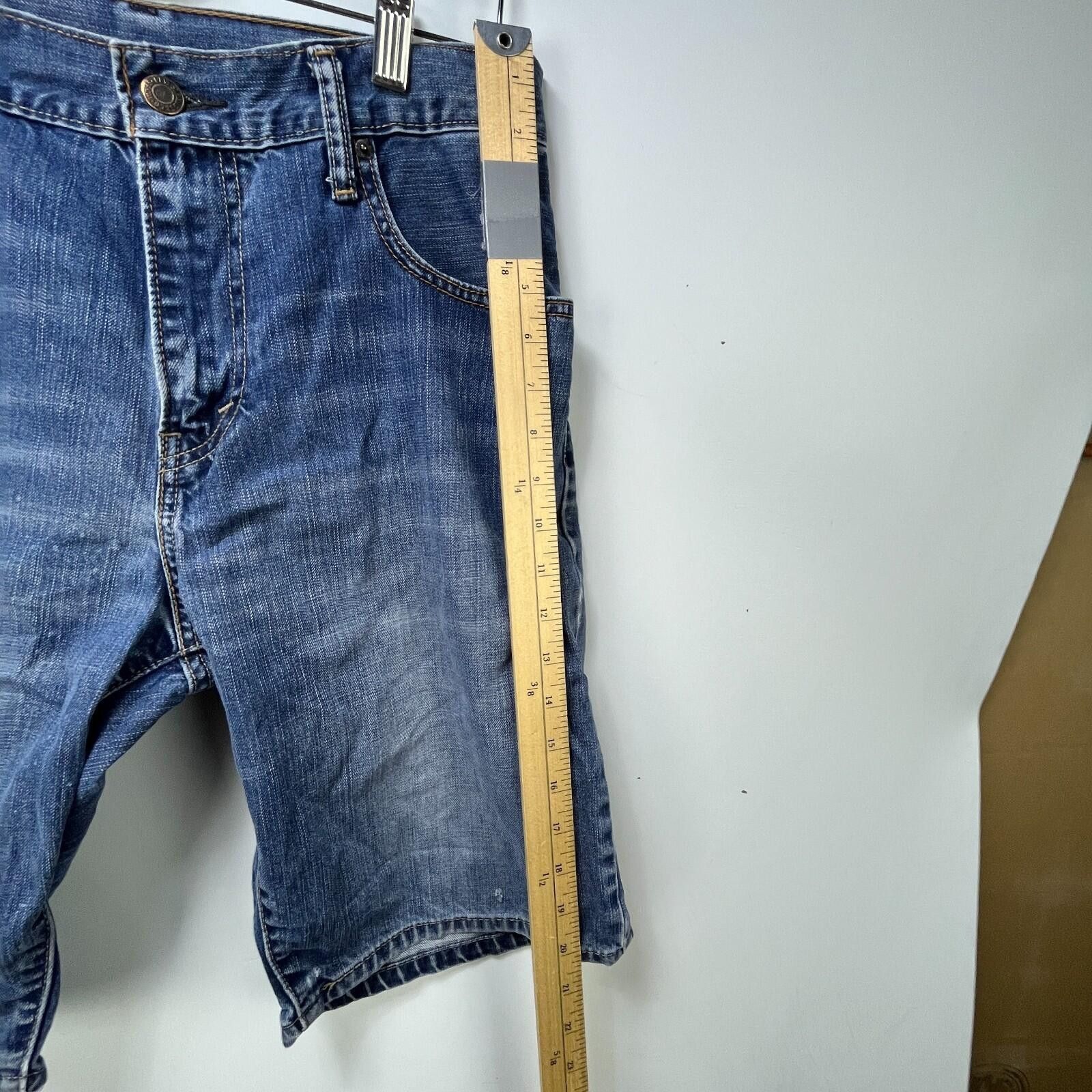 Levi's Vintage Levis 569 Jean Shorts 29 Jorts Size US 29 - 11 Thumbnail