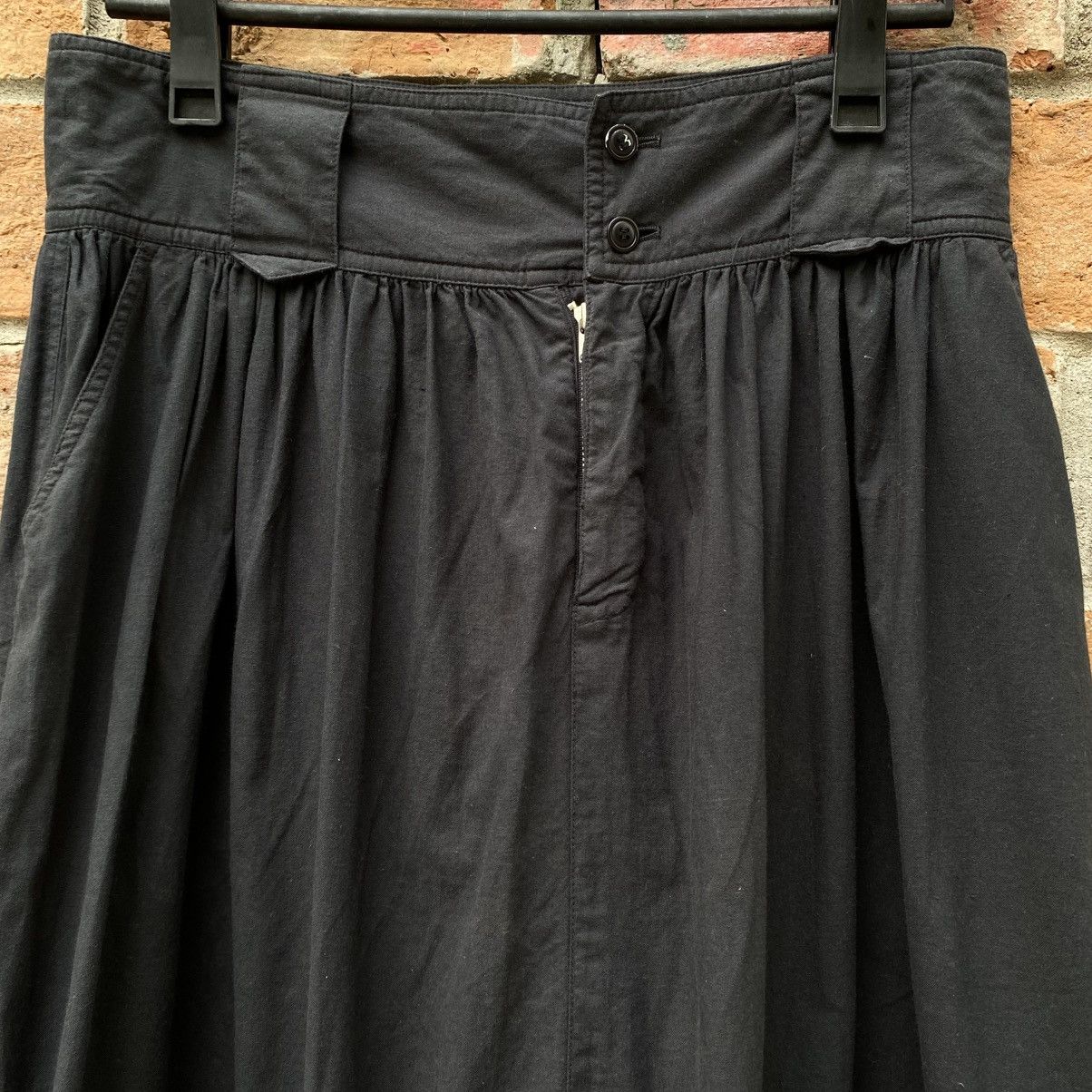 Issey Miyake Issey Miyake Black Skirt with Gathered Pocket Hem Detail Size 33" - 5 Thumbnail