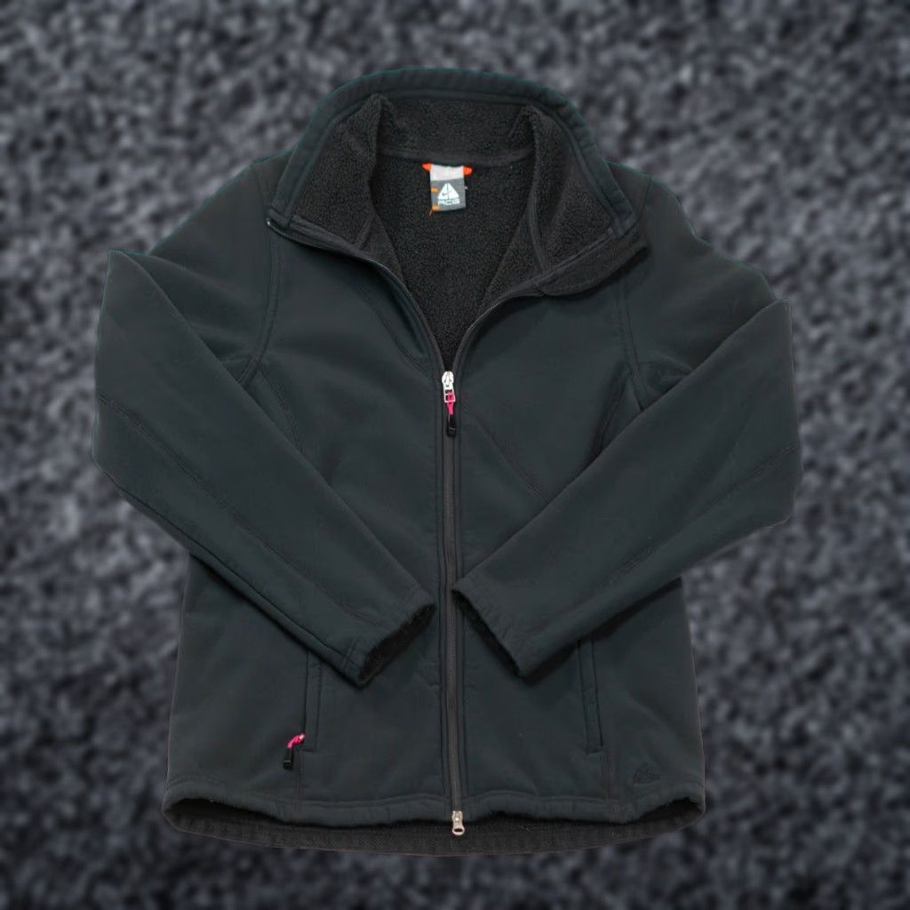 Nike ACG Nike ACG Jacket Women's Black Full Zip Softshell Fleece Lined Size Large Size L / US 10 / IT 46 - 1 Thumbnail