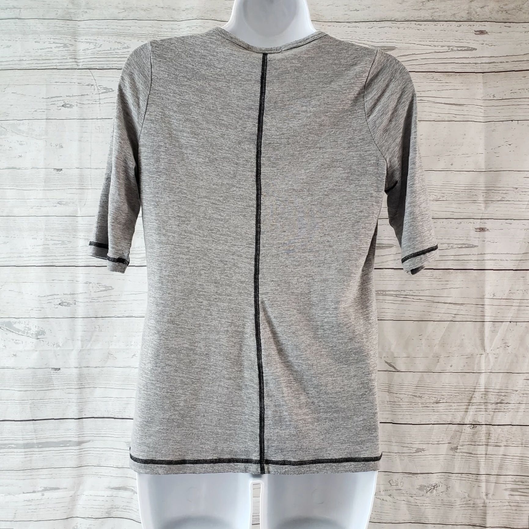 Vintage Unity World Wear Womens Top Shirt XS Small Gray Floral Half Sleeves Size S / US 4 / IT 40 - 4 Thumbnail