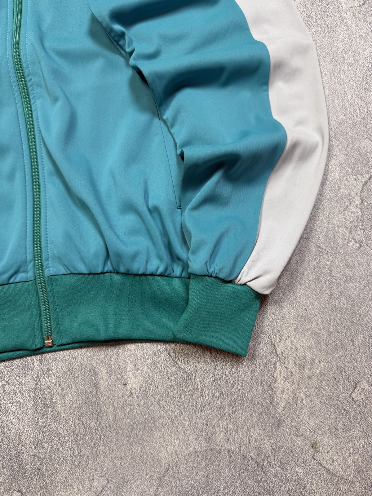 Nike Vintage Nike Track Jacket Big Logo Size US L / EU 52-54 / 3 - 6 Thumbnail