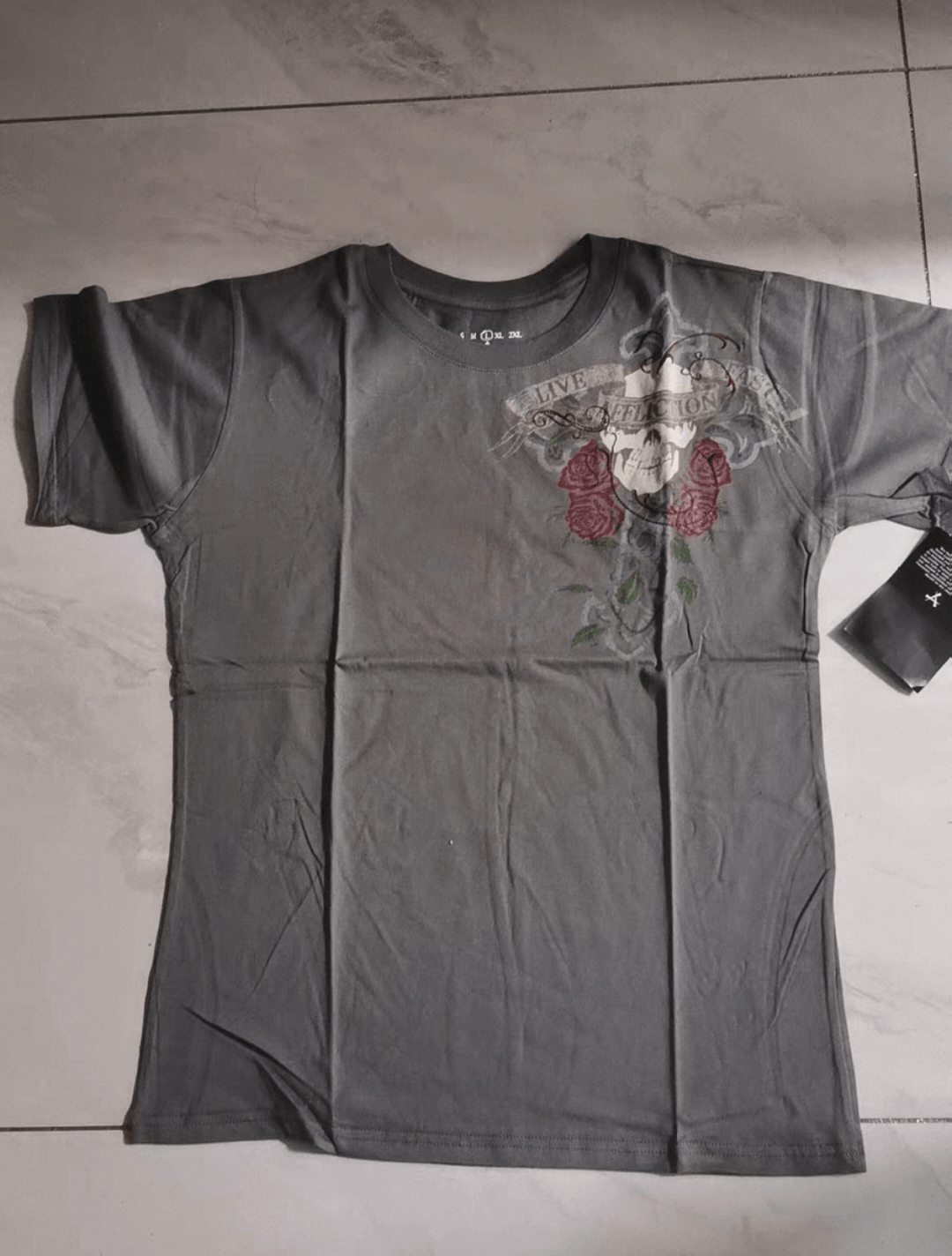 Affliction affliction deadstock skull flower t-shirt Size US L / EU 52-54 / 3 - 2 Thumbnail