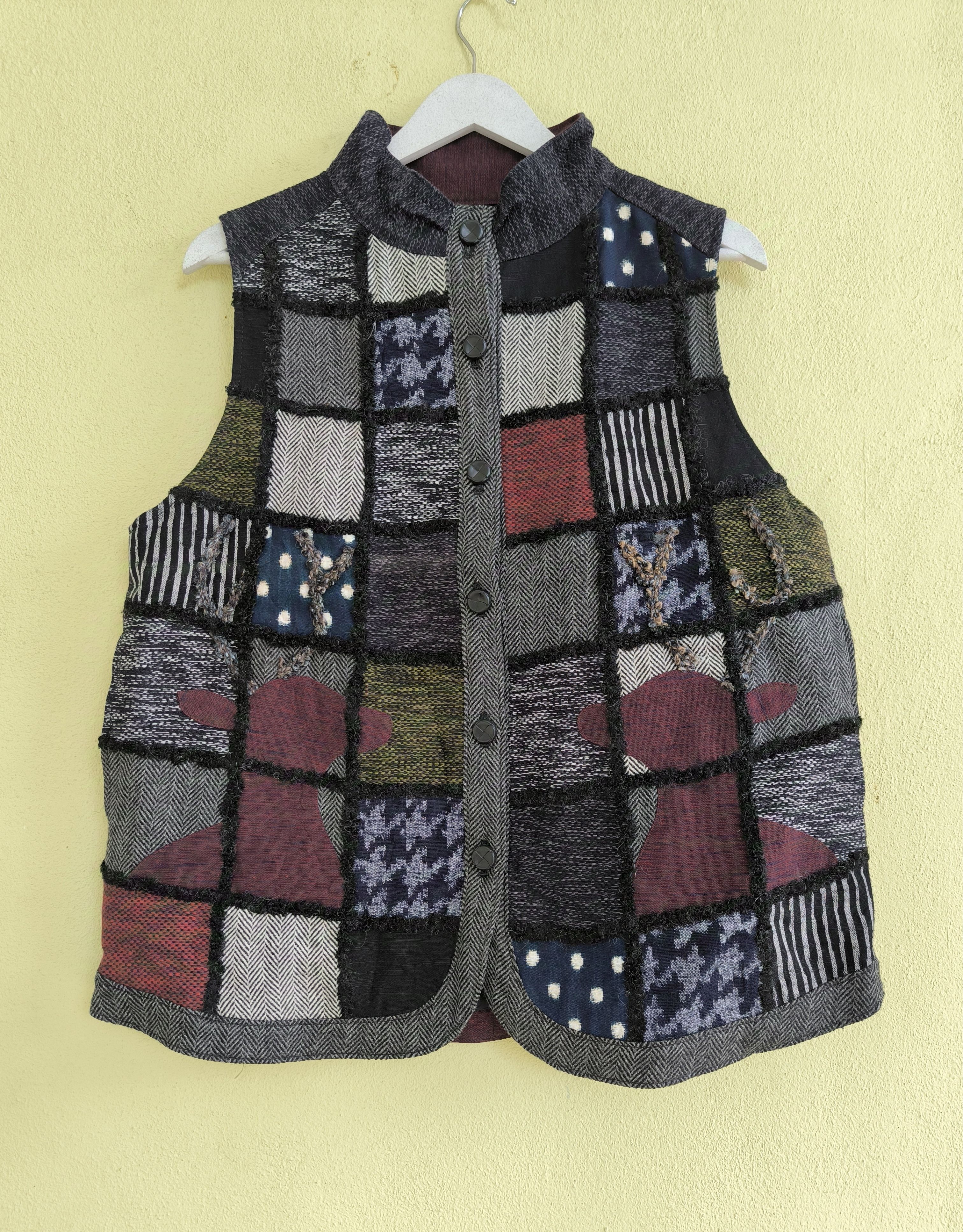 Japanese Brand GIEMON KURUME KASURI TRADITIONAL FABRIC patchwork vest Size US M / EU 48-50 / 2 - 1 Thumbnail