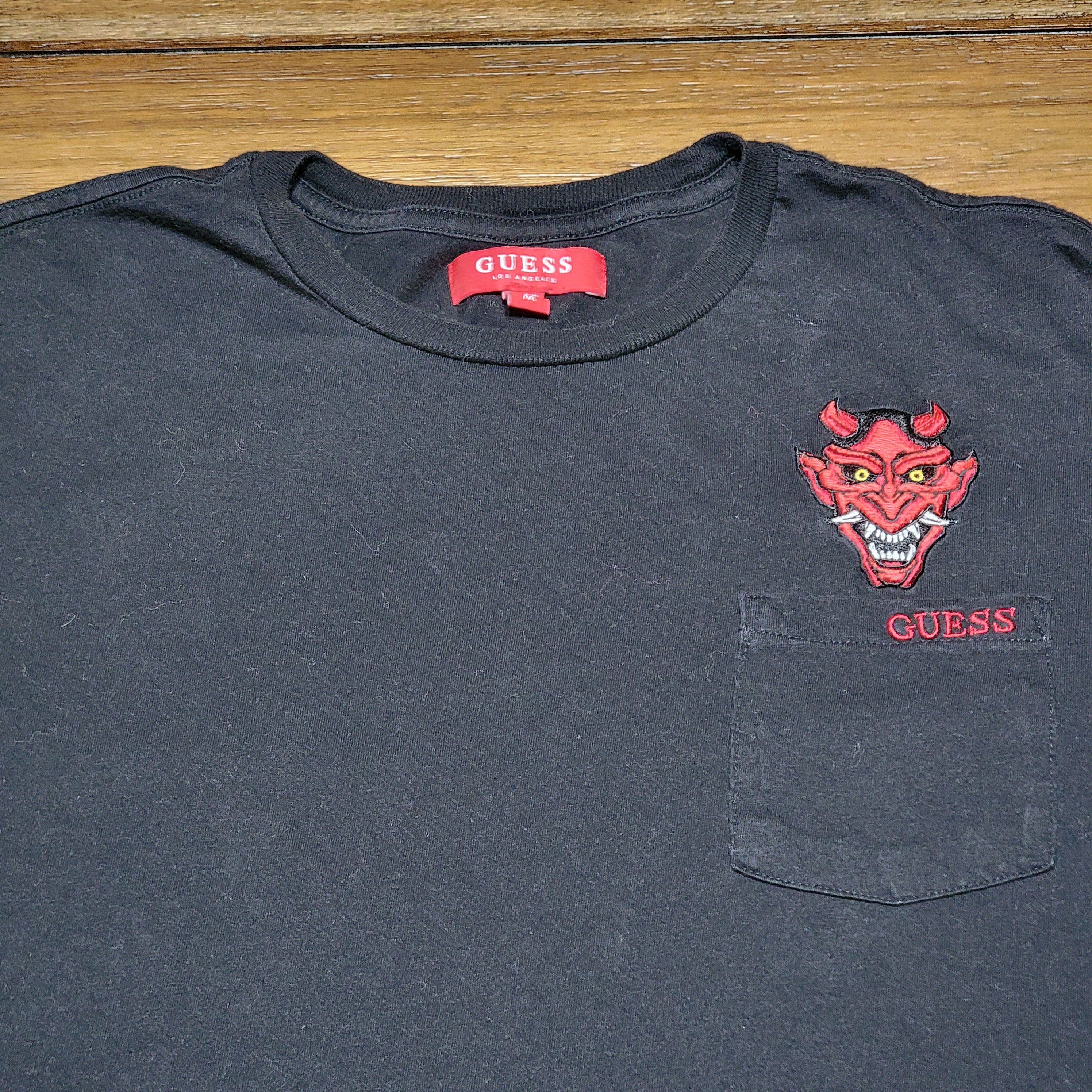 Guess Guess LS Unisex Tee Arm Logos Embroidered Devil - Medium Size L / US 10 / IT 46 - 2 Thumbnail
