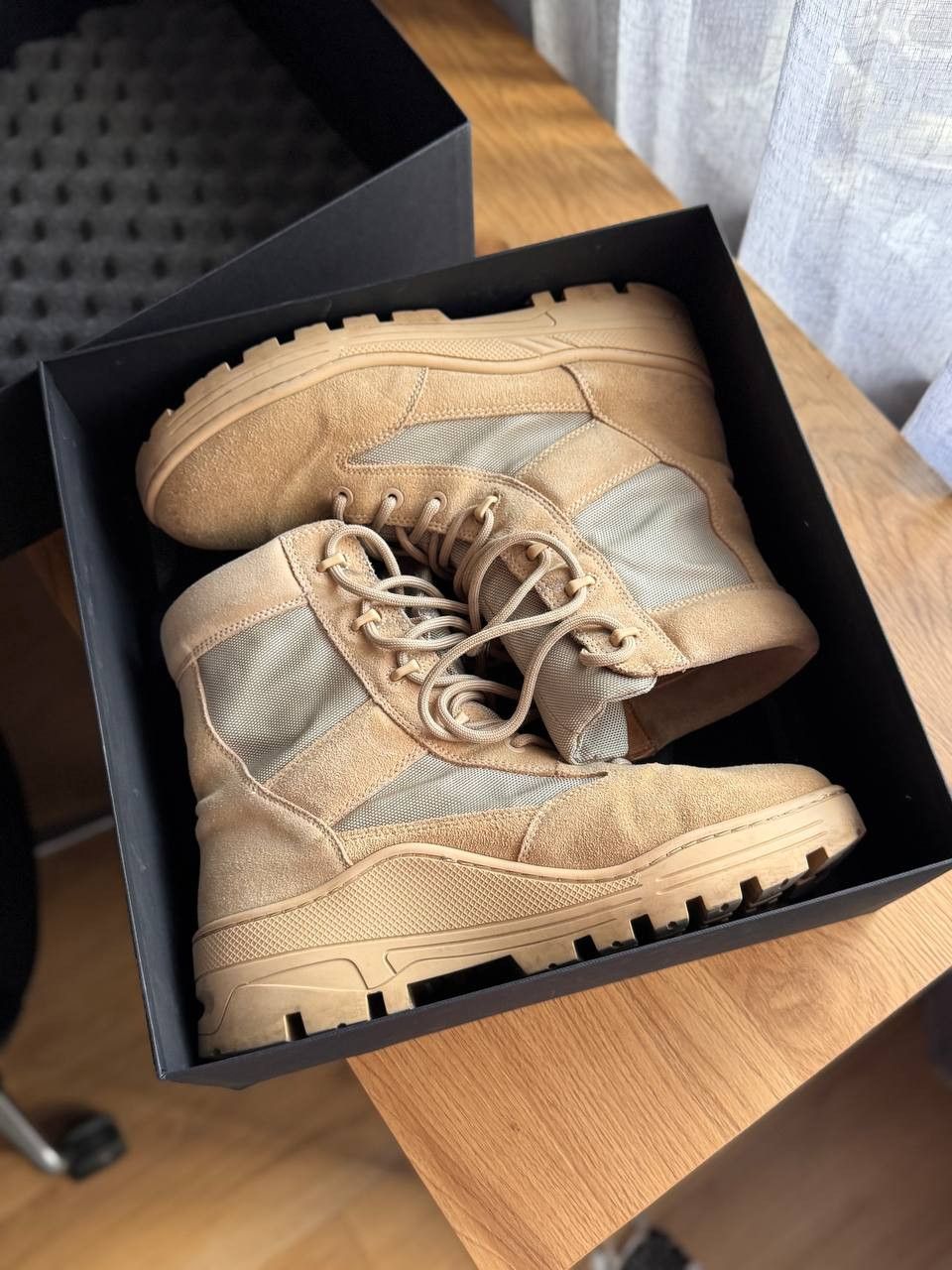 Yeezy Combat Boot Season 4 Sand Size US 13 / EU 46 - 1 Thumbnail