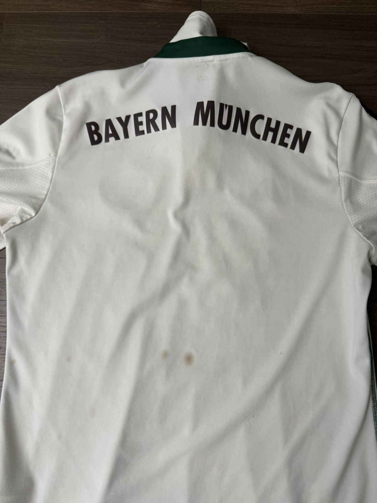 Adidas Bayern Munich 2015 Jersey Size US M / EU 48-50 / 2 - 3 Thumbnail
