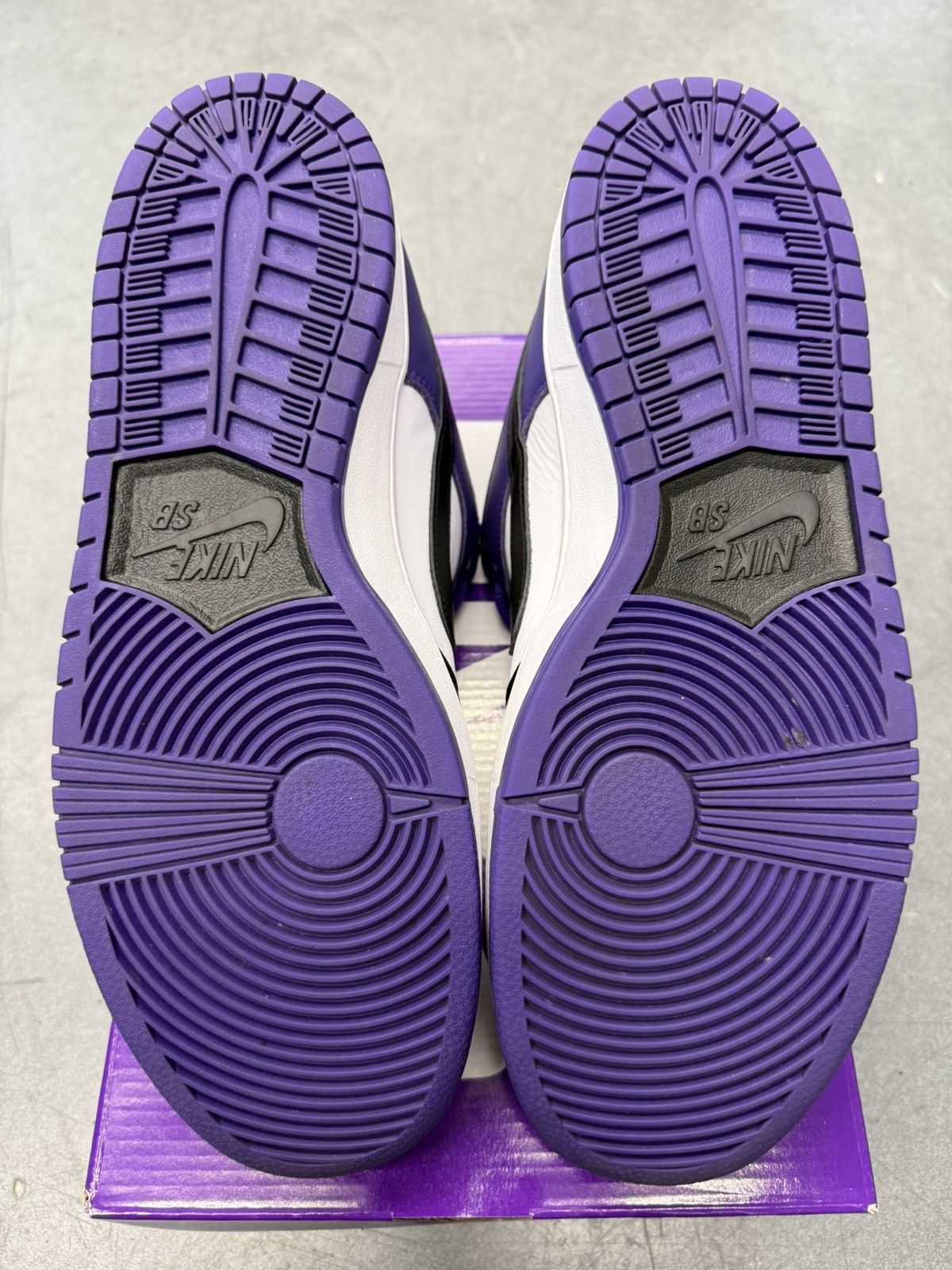 Nike 2024 Nike Dunk SB Dunk Low Court Purple Size US 13 / EU 46 - 11 Thumbnail