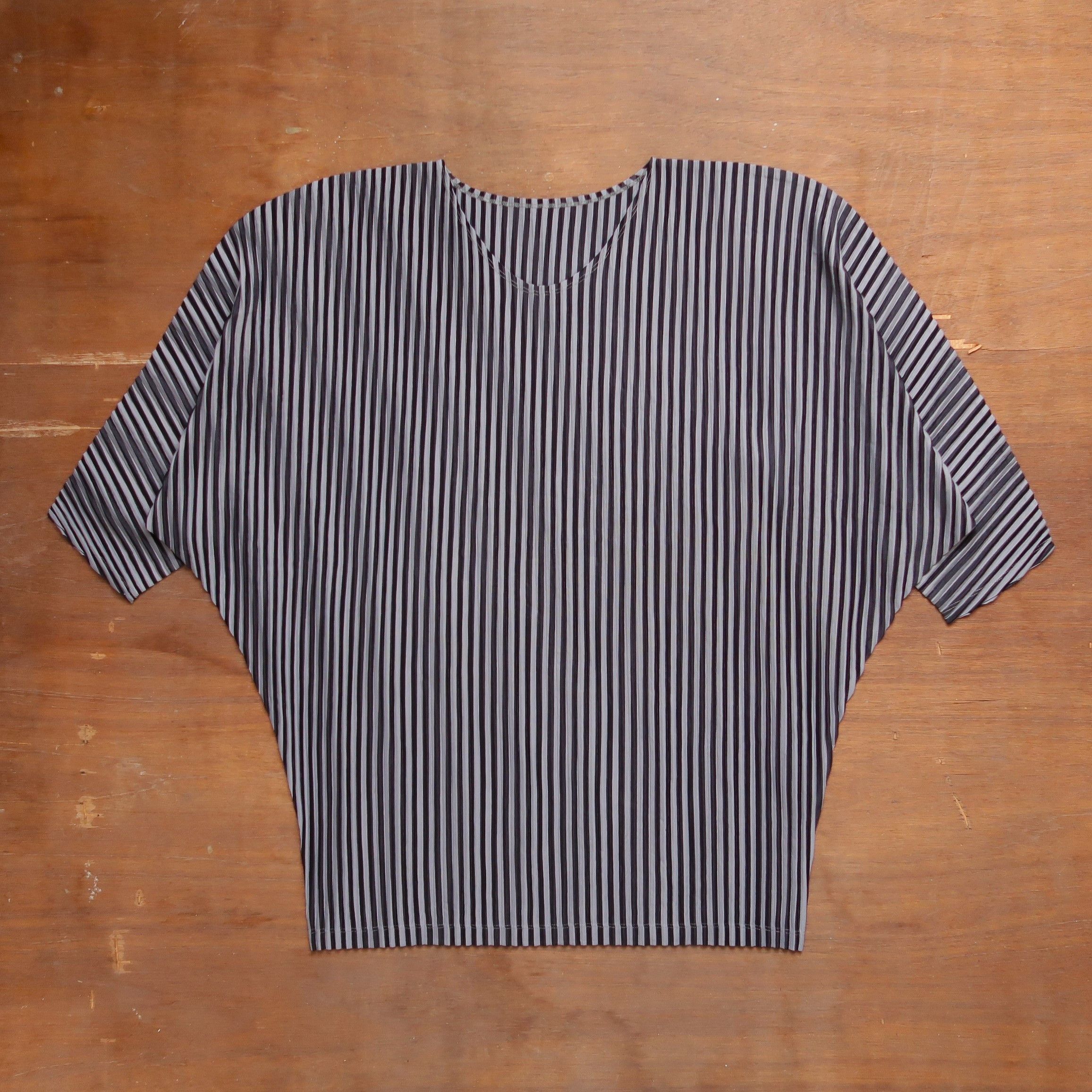 Pre-owned Homme Plisse Issey Miyake X Issey Miyake Pleats Please Psychedelic Oversized Batwing In Black Gray