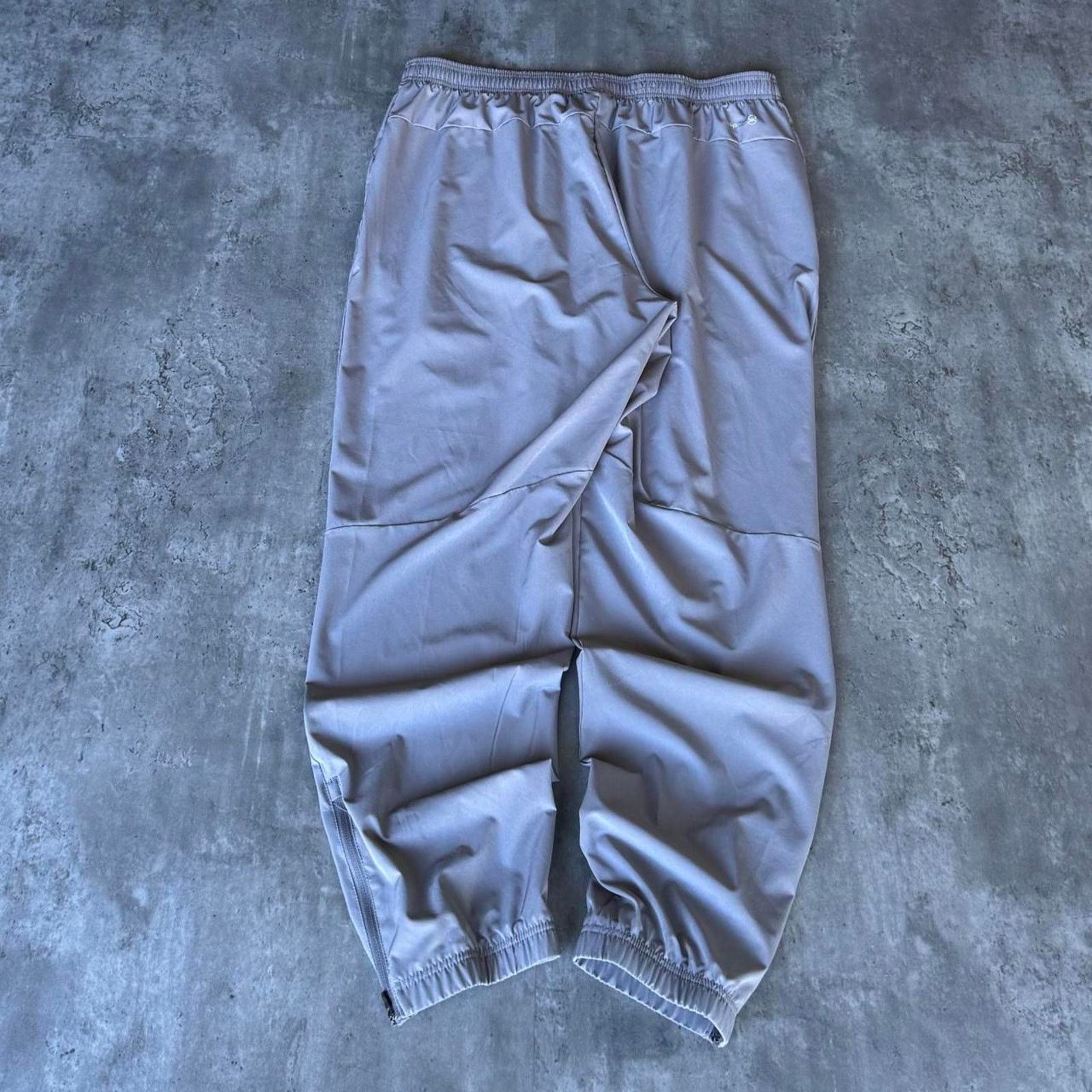 Russell Athletic × Vintage Vintage Y2K Russell Athletic Baggy Grey Opium Sweatpants Size US 38 / EU 54 - 2 Thumbnail