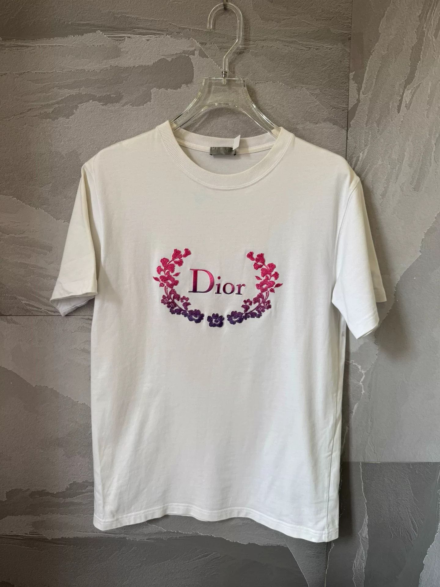 Dior dior ss23 casual logo embroidered t-shirt Size US S / EU 44-46 / 1 - 1 Thumbnail