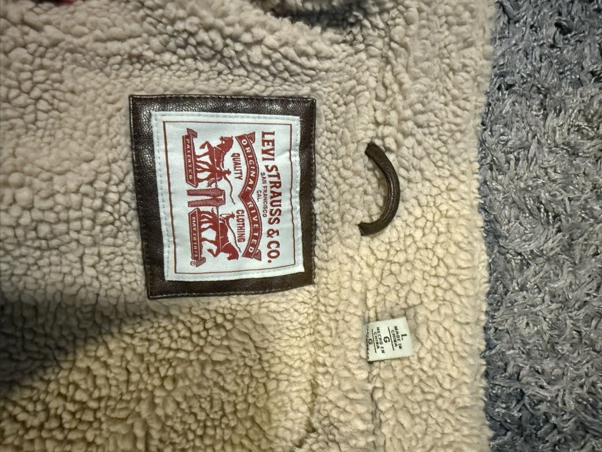 Levi's Levis Men’s Bomber Jacket Leather Sherpa Lined Zip Up Size L Size US L / EU 52-54 / 3 - 3 Thumbnail