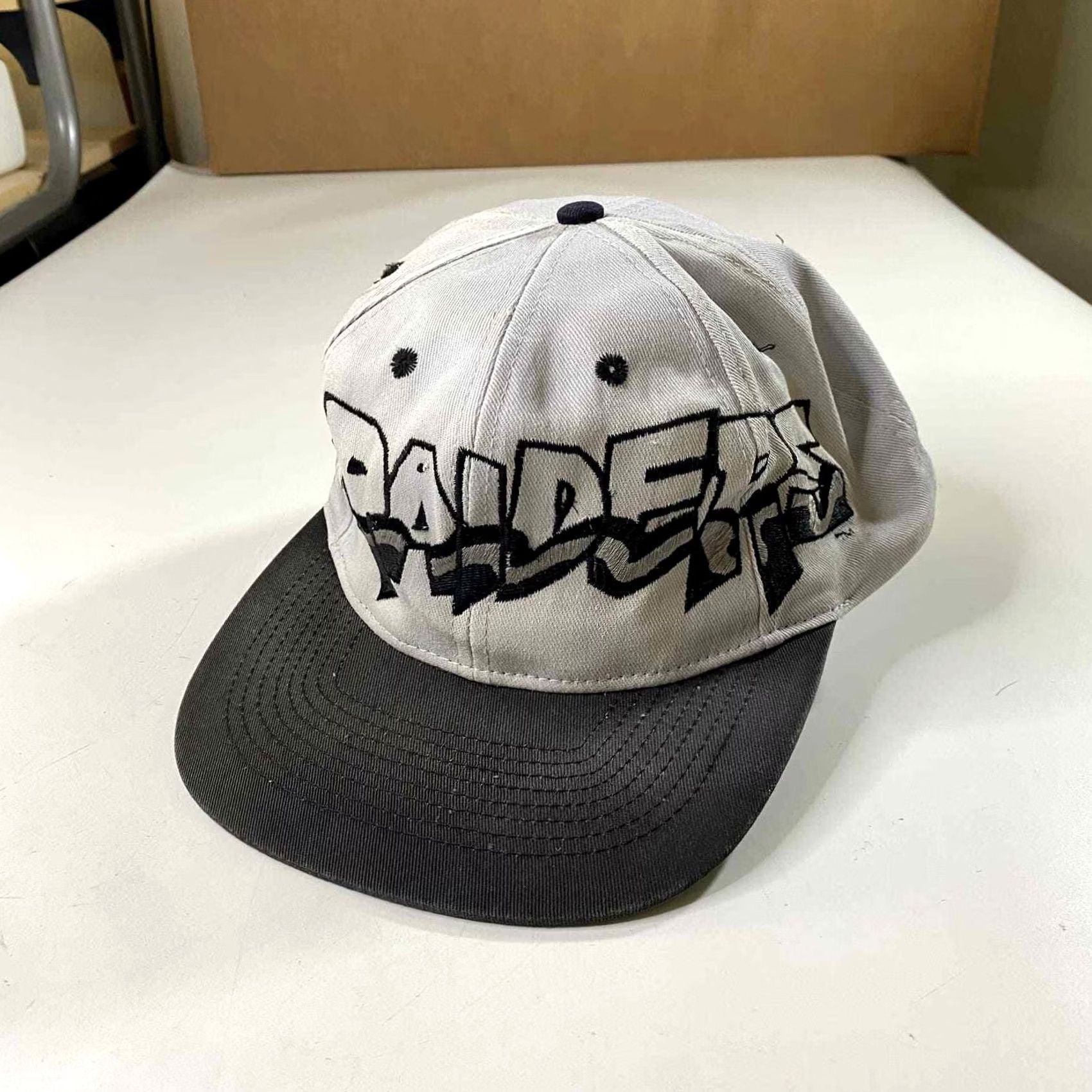 Vintage VINTAGE Raiders NFL Team Heroes Snapback Hat Grafitti Size ONE SIZE - 2 Thumbnail