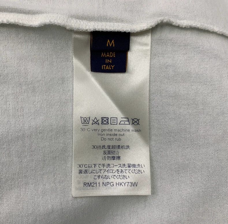 Louis Vuitton Louis Vuitton White graffiti short sleeves 2503-Nextarrow Size US M / EU 48-50 / 2 - 6 Thumbnail