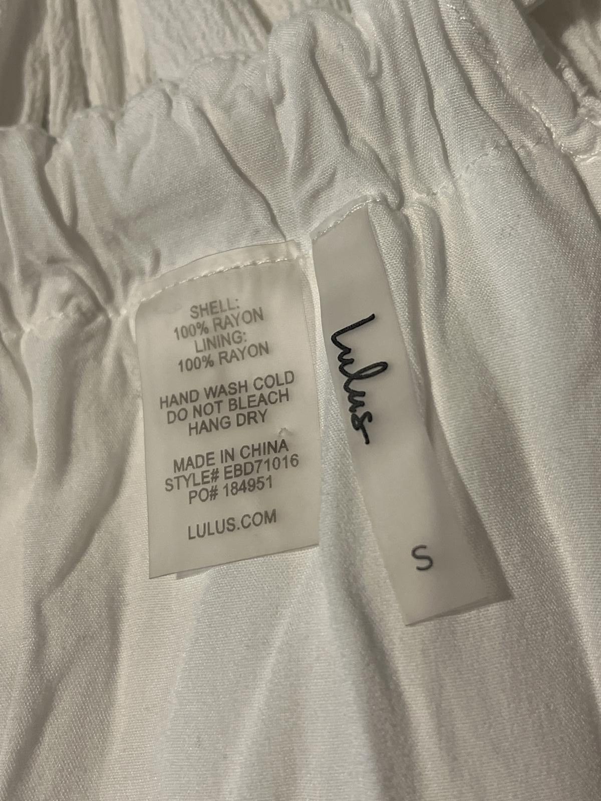 Lulus Lulu's White Sleeveless V-Neck Wrap Dress Drawstring Waist S Size S / US 4 / IT 40 - 6 Thumbnail