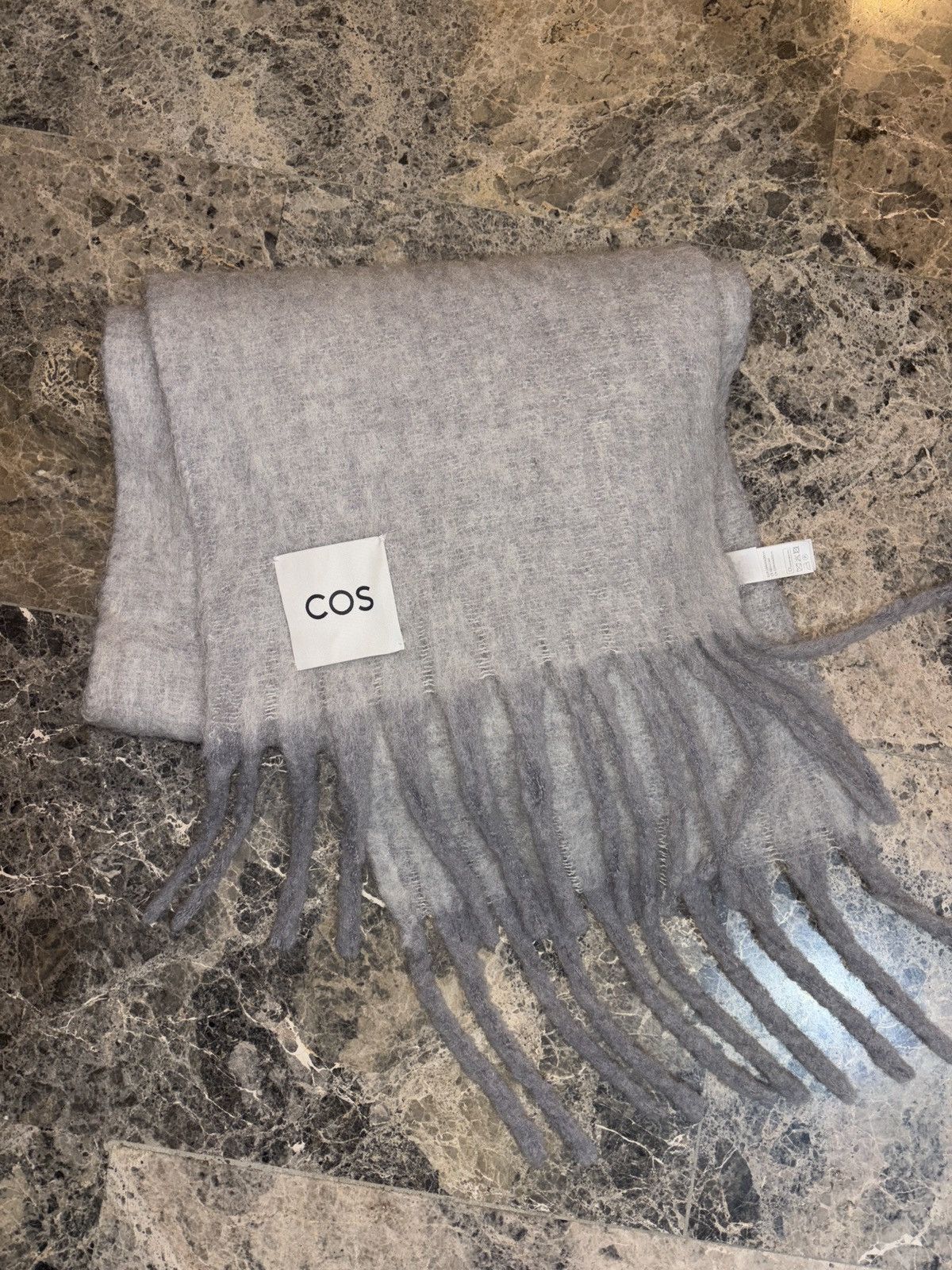 Cos Grey scarf 56% Alpaca Size ONE SIZE - 1 Thumbnail