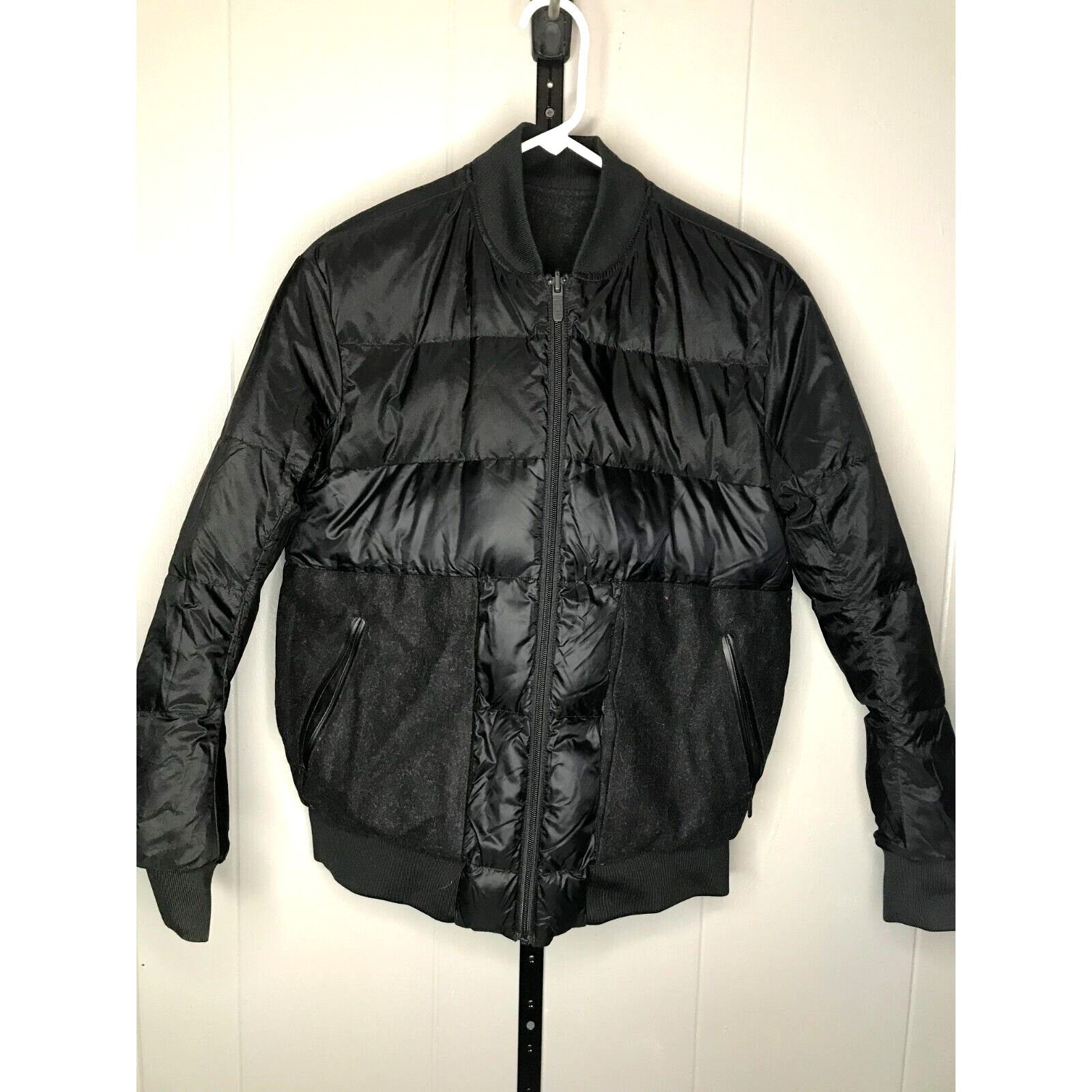 Lululemon Lululemon Roam Far Wool Reversible Down Bomber Jacket Women' Size M / US 6-8 / IT 42-44 - 3 Thumbnail