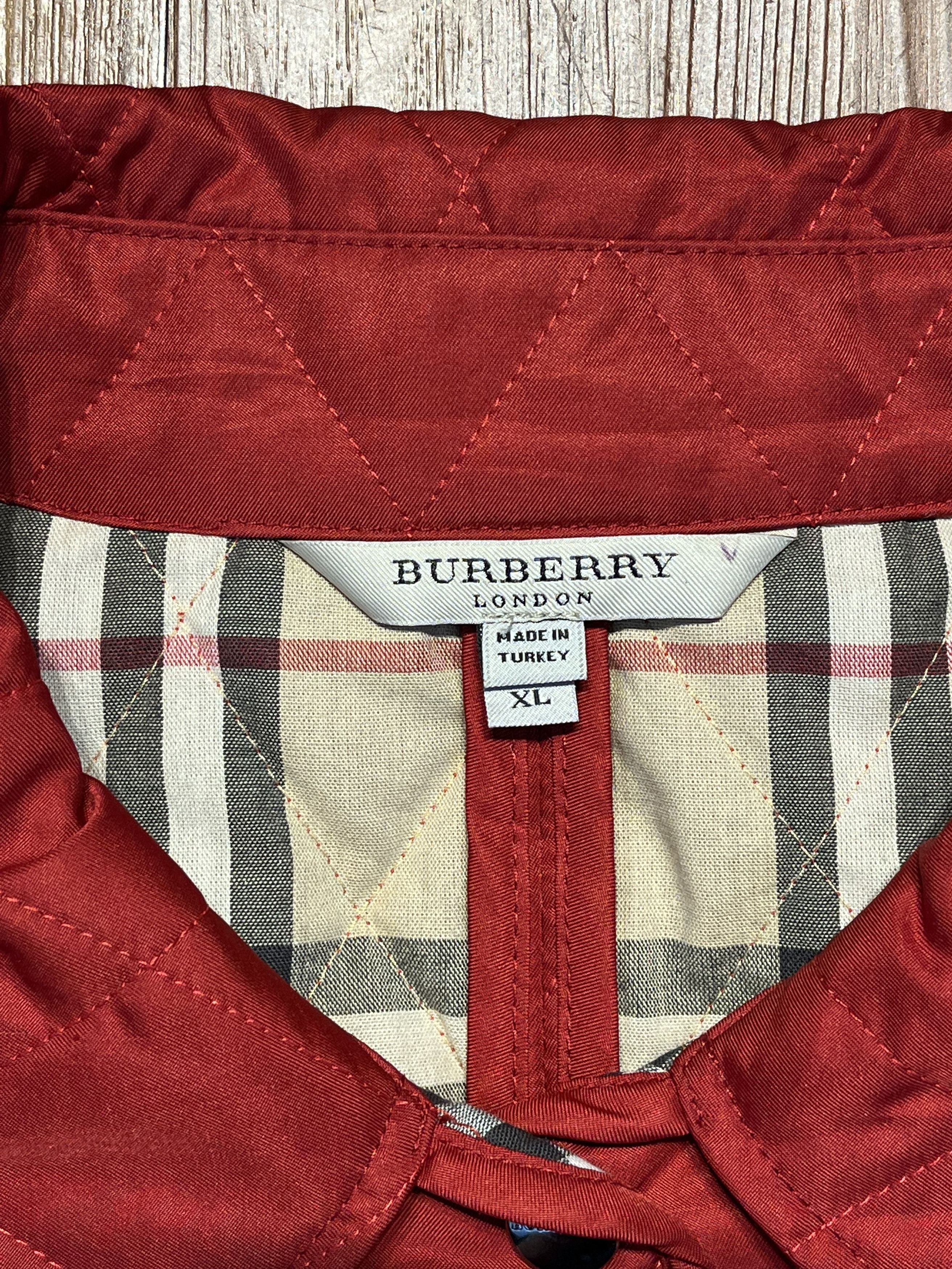 Burberry Burberry Quilted Coat Red Size XL Used Size XL / US 12-14 / IT 48-50 - 3 Thumbnail