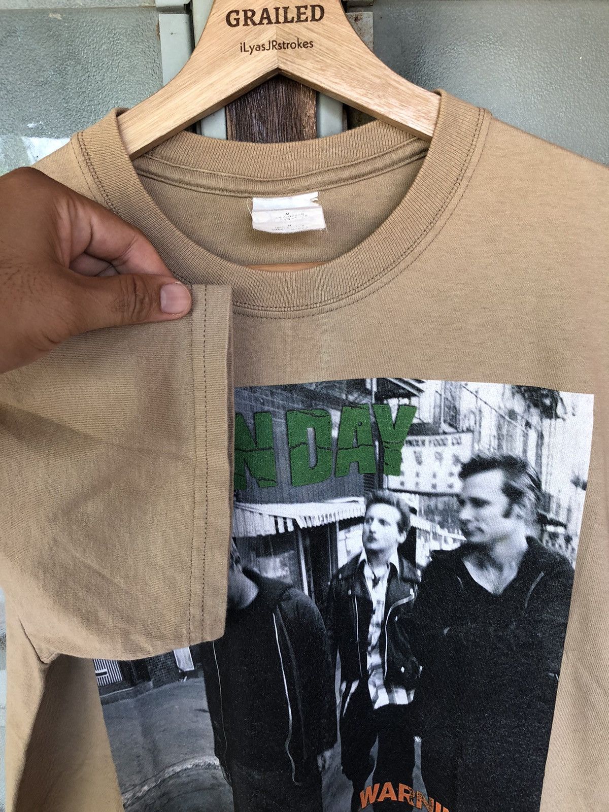 Band Tees Vintage Green Day Warning: Album Shirt Tee Size US M / EU 48-50 / 2 - 8 Thumbnail