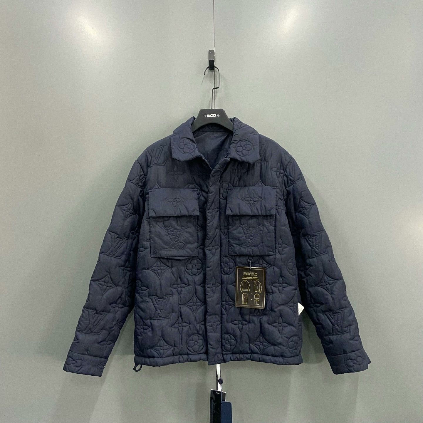 Louis Vuitton Louis Vuitton Embossed All-Over Logo Jacket Size US M / EU 48-50 / 2 - 1 Thumbnail