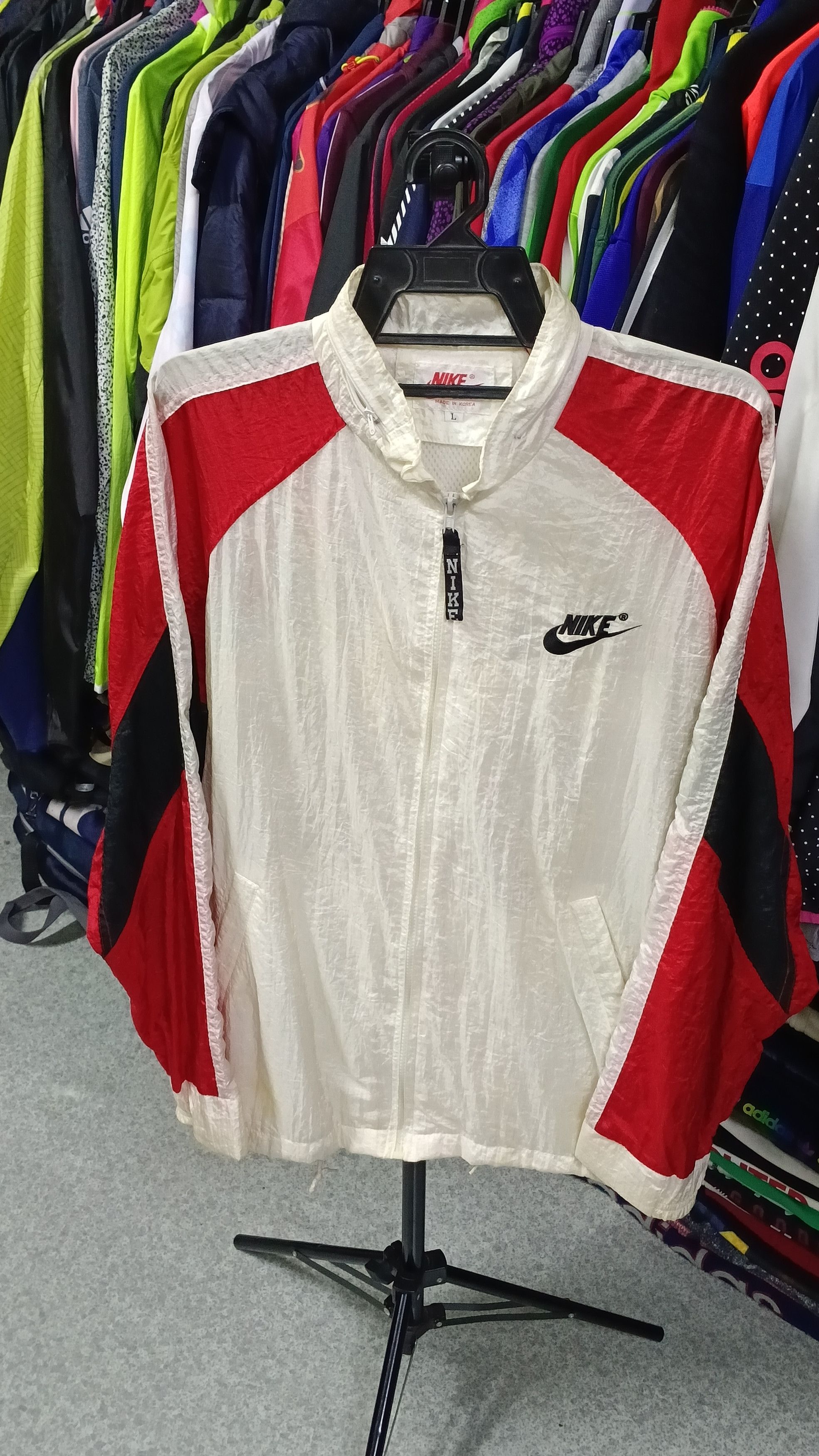 Nike × Vintage Vintage Nike Distressed Windbreaker Size US L / EU 52-54 / 3 - 1 Thumbnail