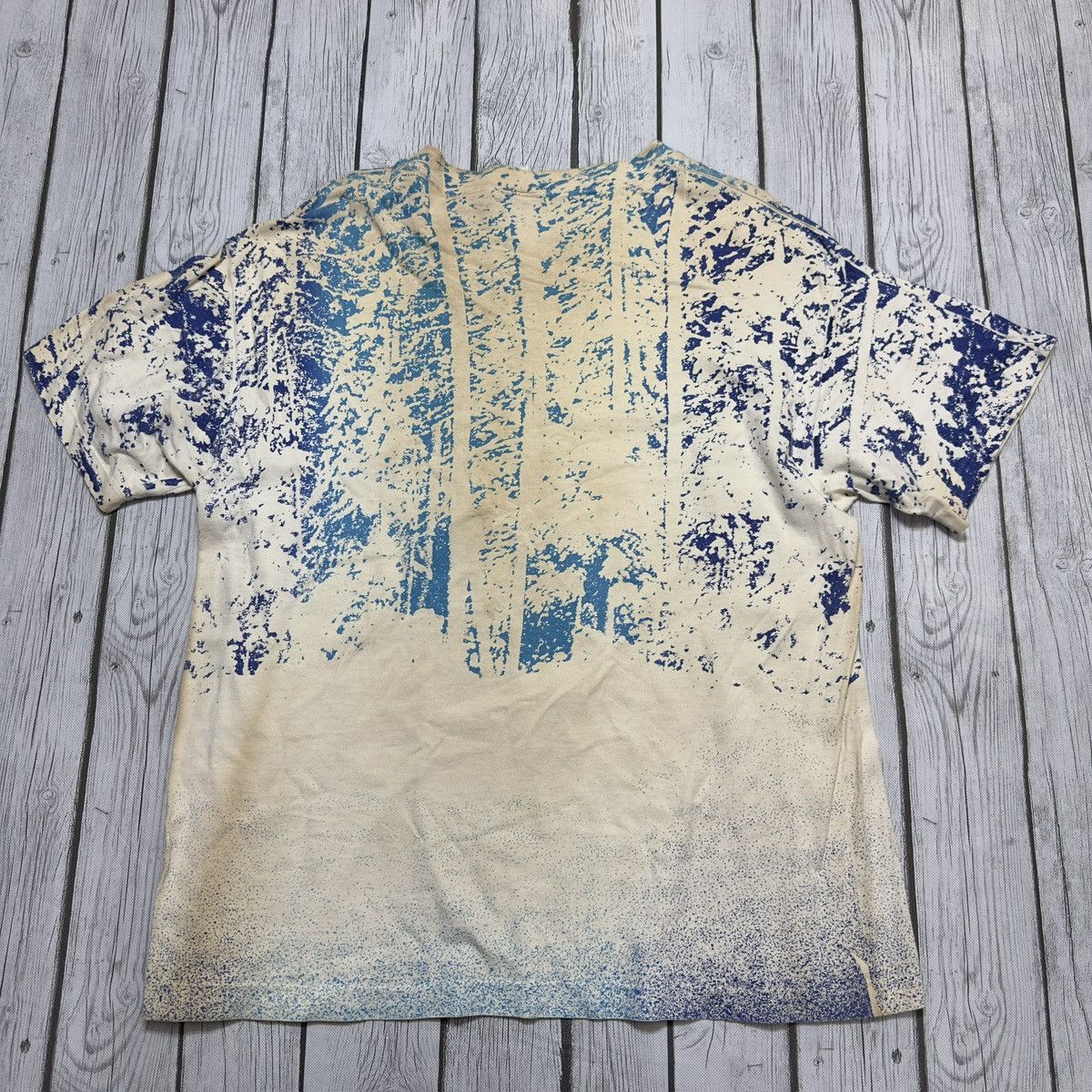 Vintage Vintage Wolf tee Size US L / EU 52-54 / 3 - 2 Thumbnail