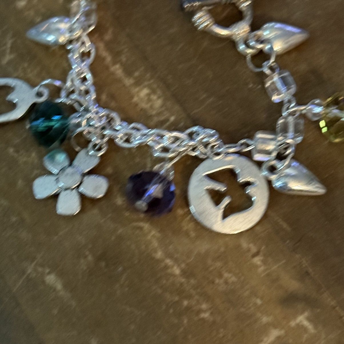 Other Silver tone love charm bracelet Size ONE SIZE - 6 Thumbnail