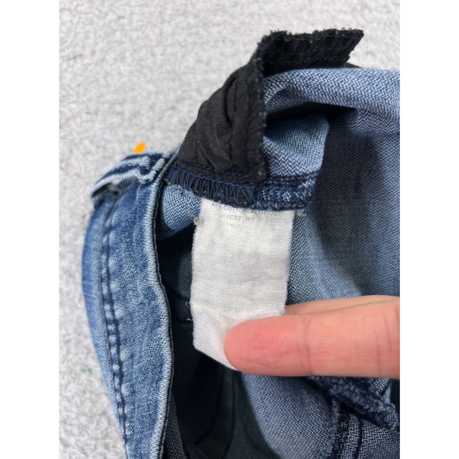 XOXO XOXO Jeans Women's Jeans Denim Blue 25x27 Skinny Low Rise 5-Pocket Embroidered Zipper Button Floral Cotton Stretch Read Size 25" / US 0 / IT 36 - 7 Thumbnail