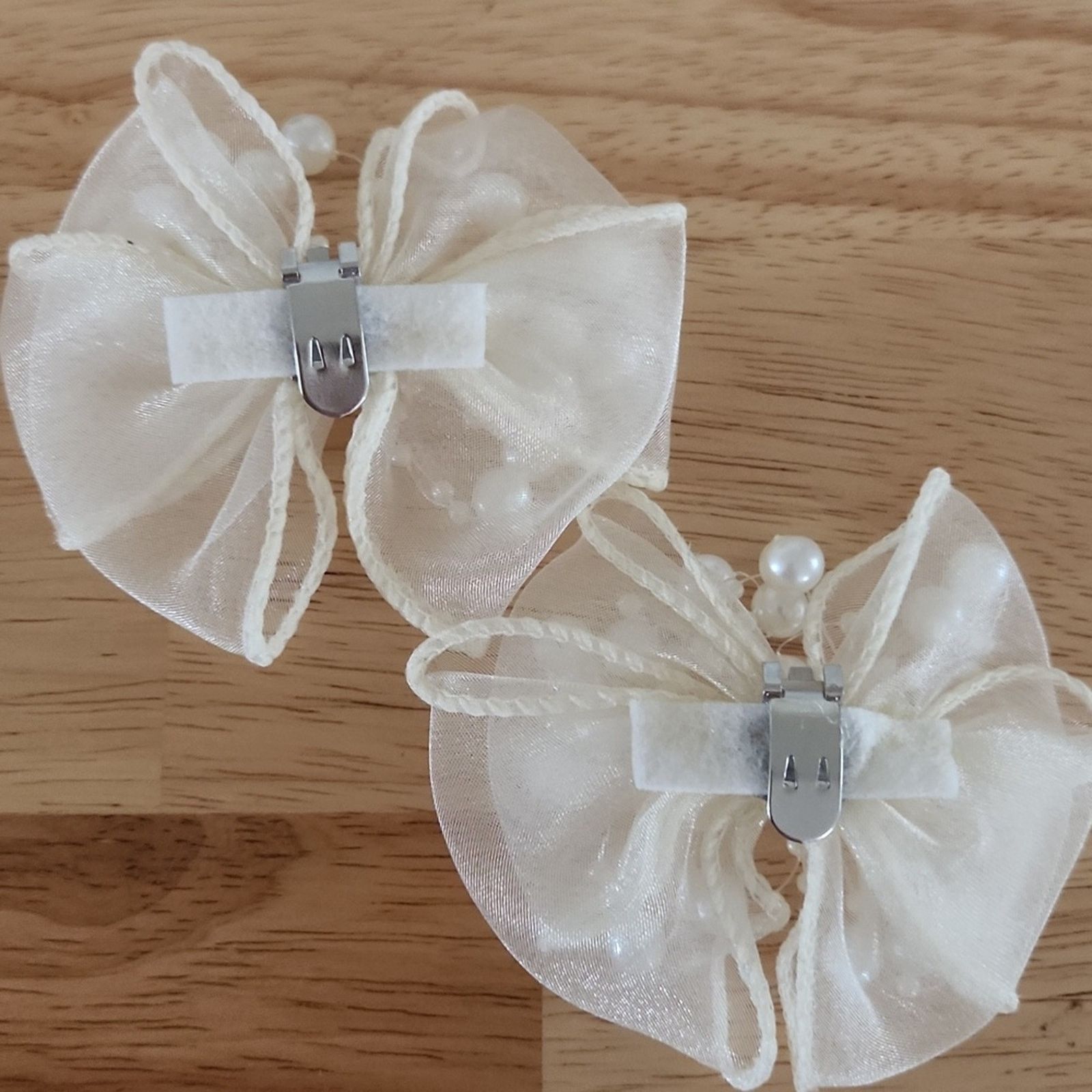 Other ELEGANT ☆ CREAM ORGANZA BOWS with PEARLS ☆ SHOE CLIPS ☆ NIP Size US 4 / IT 34 - 9 Thumbnail