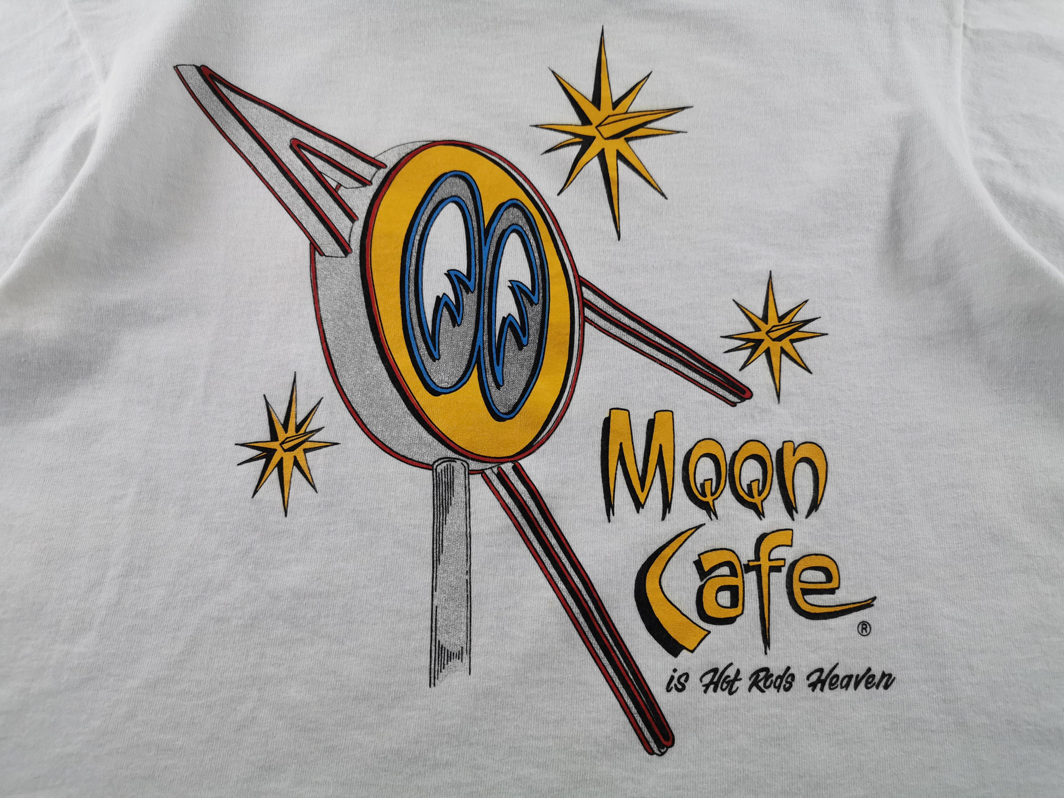 Fruit Of The Loom Vintage 90s Moon Cafe by Fruit Of The Loom Tee Made In USA Size US M / EU 48-50 / 2 - 5 Thumbnail