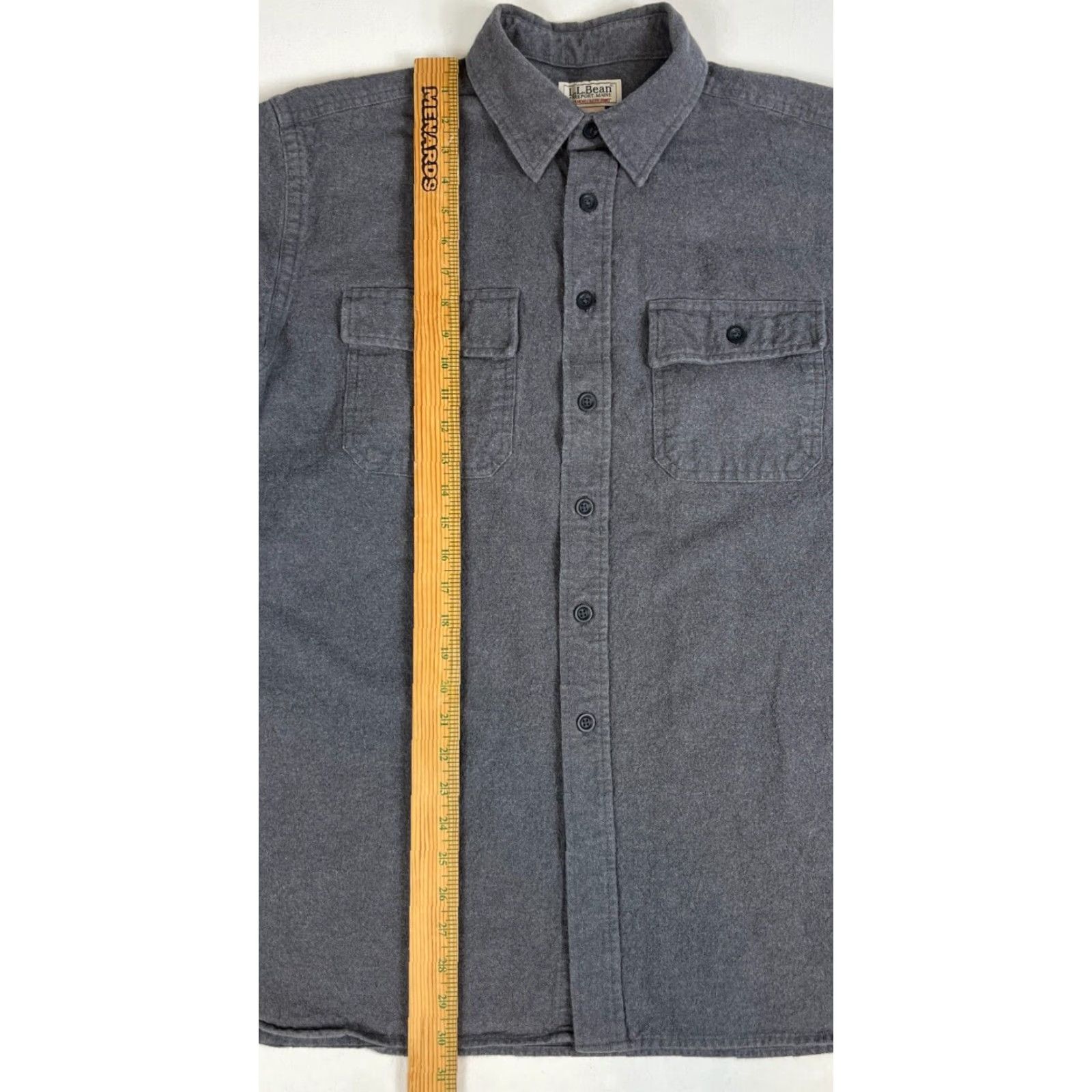 Vintage VINTAGE L.L. Bean Men’s Chamois Cloth Shirt Button-Up L Reg Gray Cotton Heavyweight Pockets Outdoors Shirt Mens Size US L / EU 52-54 / 3 - 6 Thumbnail