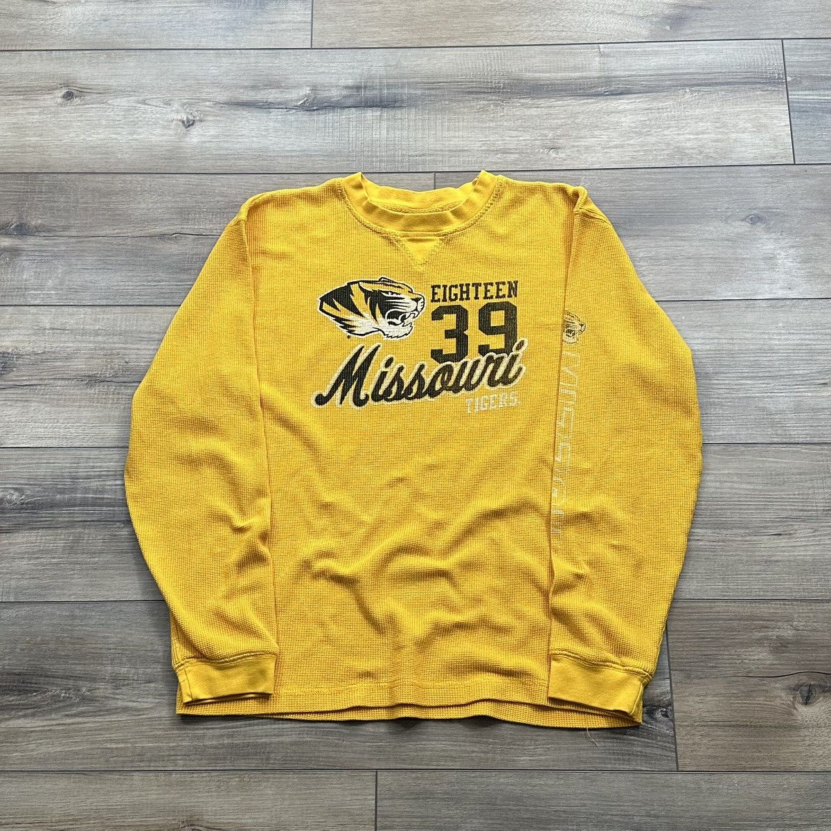 Other Vintage 2000s Missouri Tigers Mizzou Waffle Knit Thermal Size US M / EU 48-50 / 2 - 1 Thumbnail
