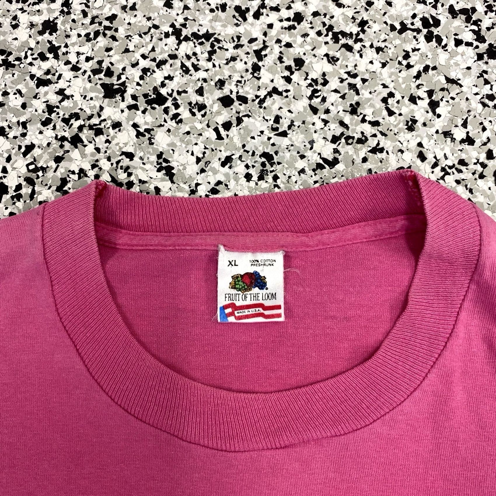 Fruit Of The Loom VINTAGE 90s T-Shirt Adult XL Pink Graphic Tee Paradise Palm Tree USA Fruit of the Loom Shirt Mens Size US XL / EU 56 / 4 - 4 Thumbnail
