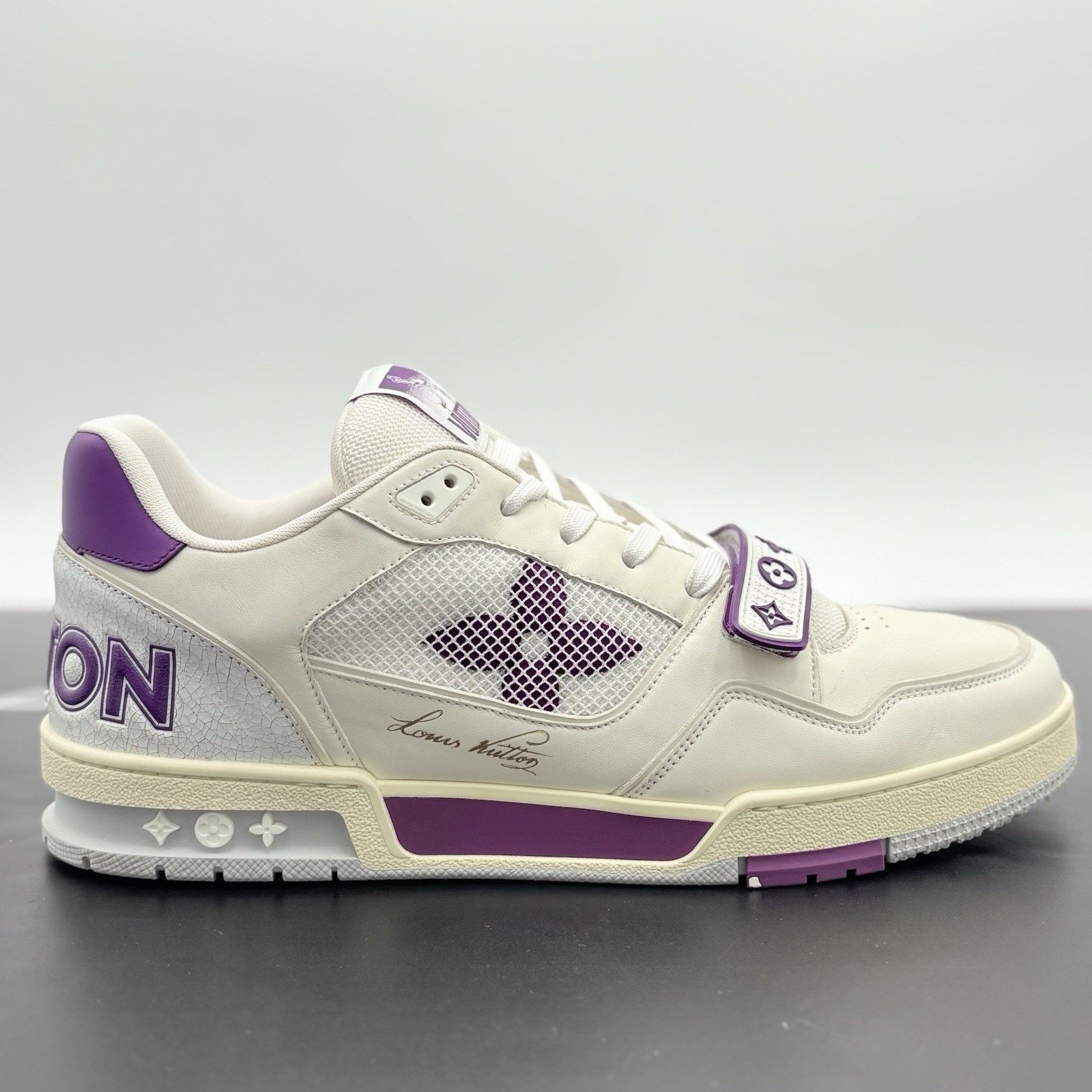 Louis Vuitton (13-13.5) Louis Vuitton Strap Trainer ' Purple ' VERY CLEAN! Size US 13 / EU 46 - 2 Thumbnail