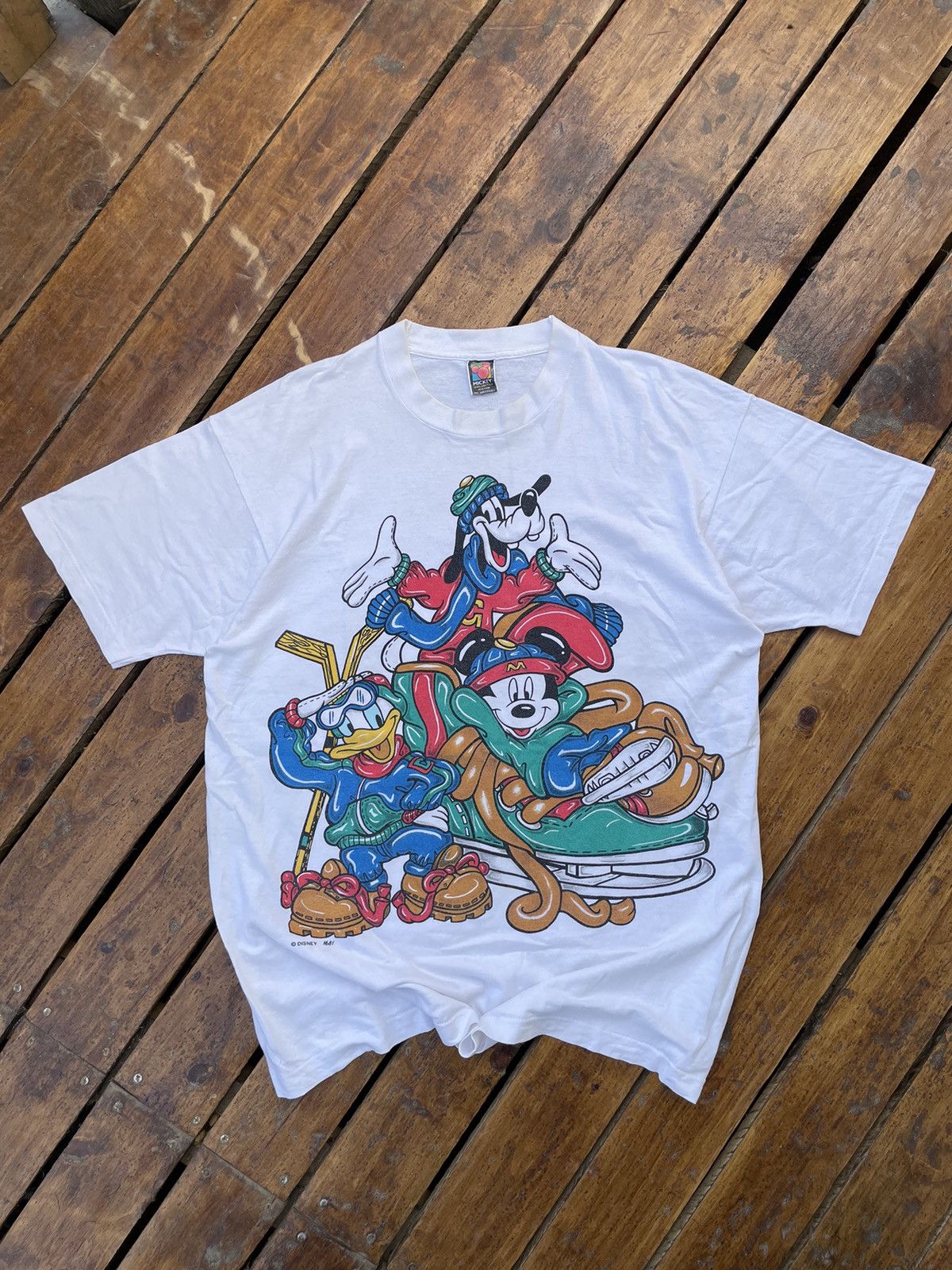 Vintage Disney 90s Big Print shirt Size US XL / EU 56 / 4 - 1 Thumbnail