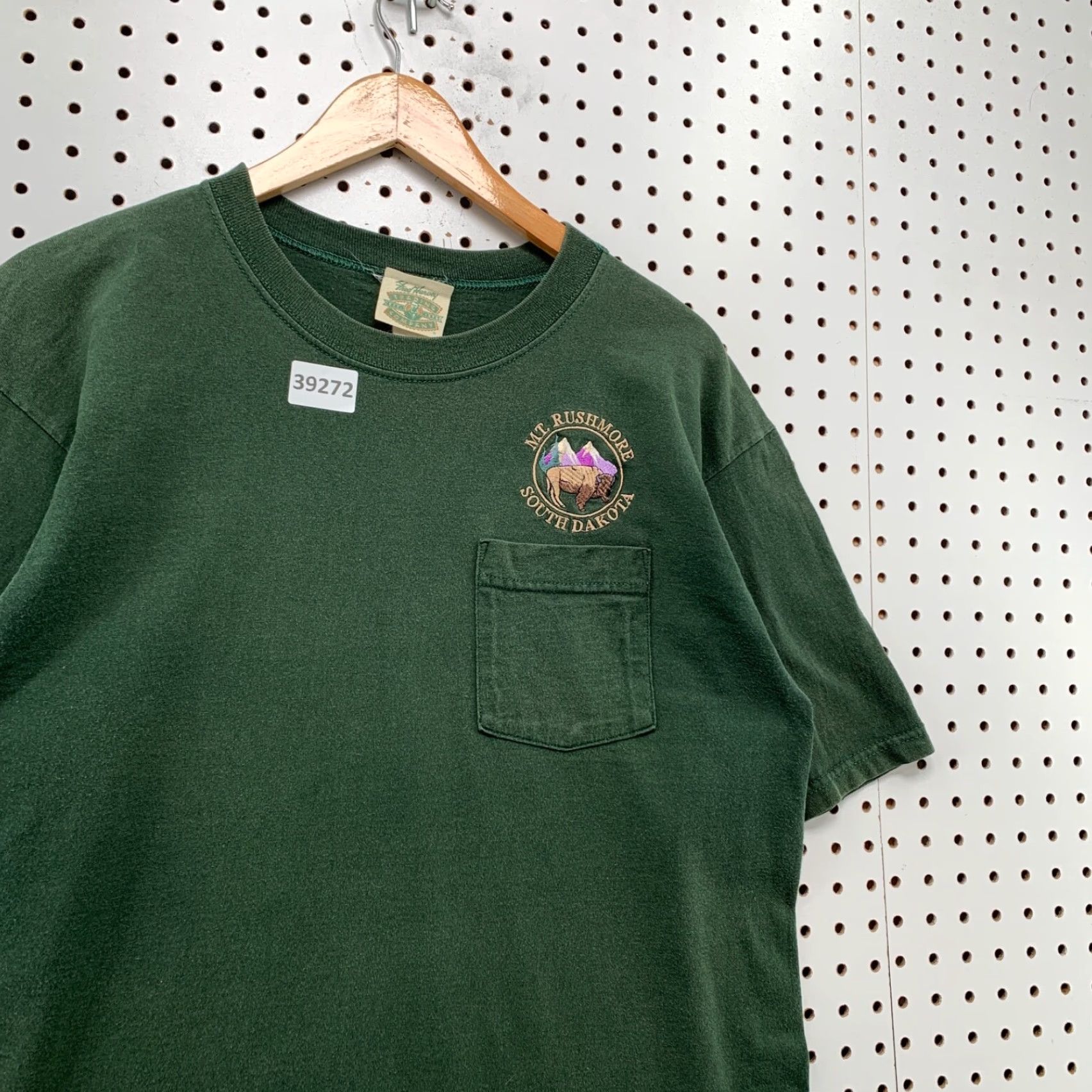 Vintage VINTAGE Mt Rushmore South Dakota Shirt Mens Large Green Pocket USA 90s Vintage Graphic Print T-Shirt Crew Neck Short Sleeve Fred Harvey Size US L / EU 52-54 / 3 - 4 Thumbnail