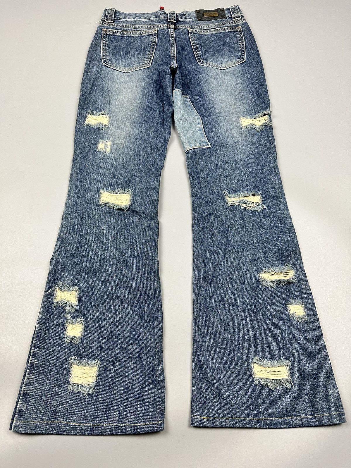 If Six Was Nine Distressed Dixie Asakura Co Ltd Flared Jeans Size US 28 / EU 44 - 4 Thumbnail