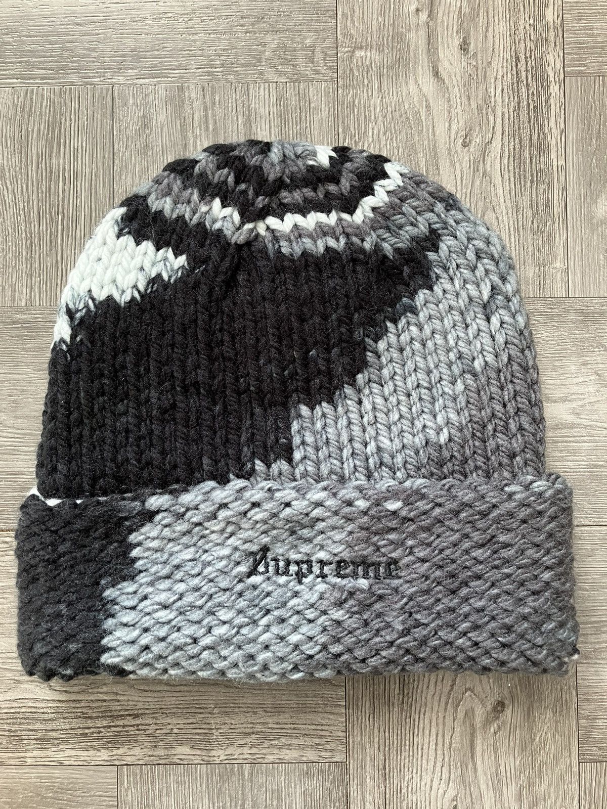 Supreme Supreme Gradient Spacedye Beanie Black | Grailed