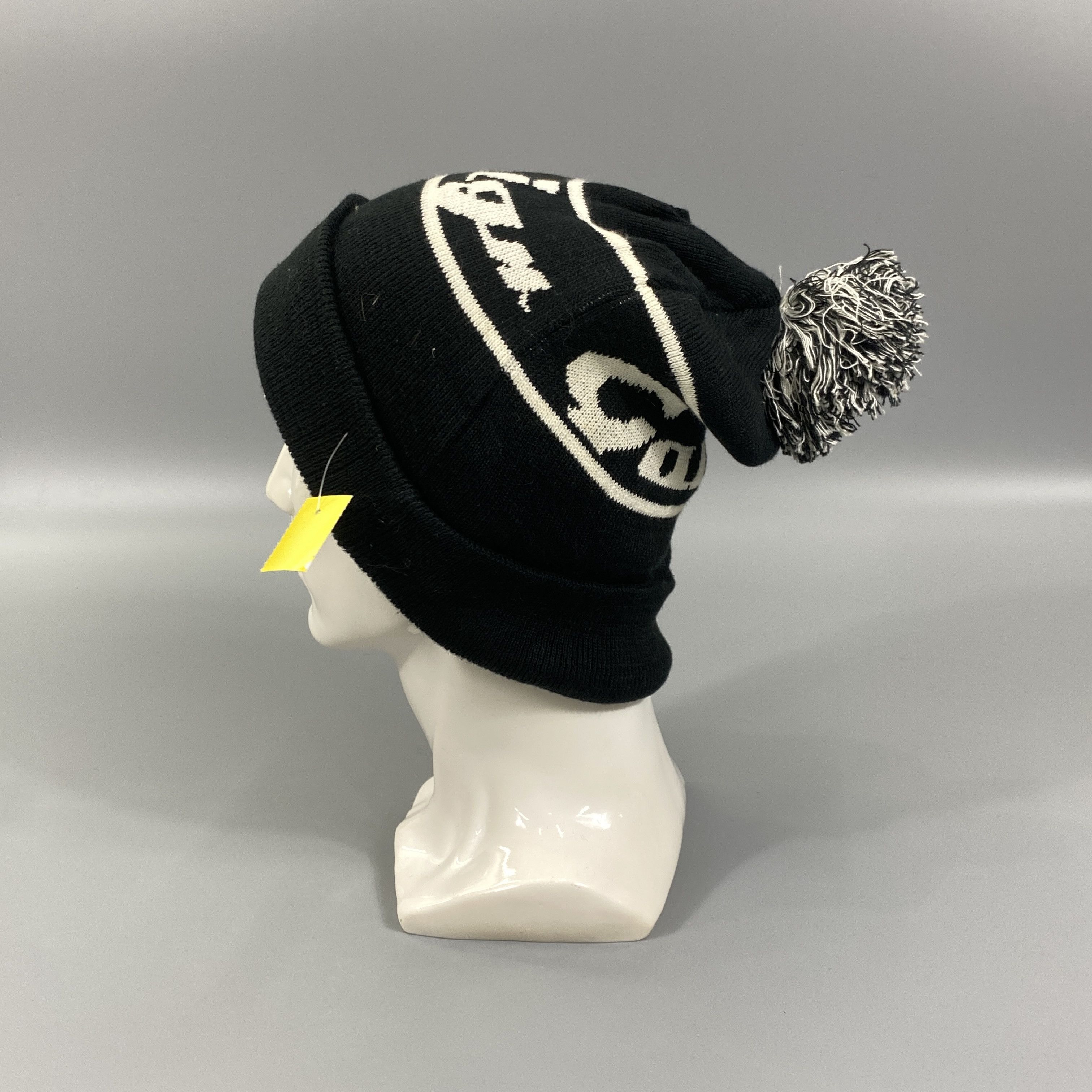 Japanese Brand Gauge Design Beanie Hat Pom Pom -BN875 Size ONE SIZE - 1 Thumbnail