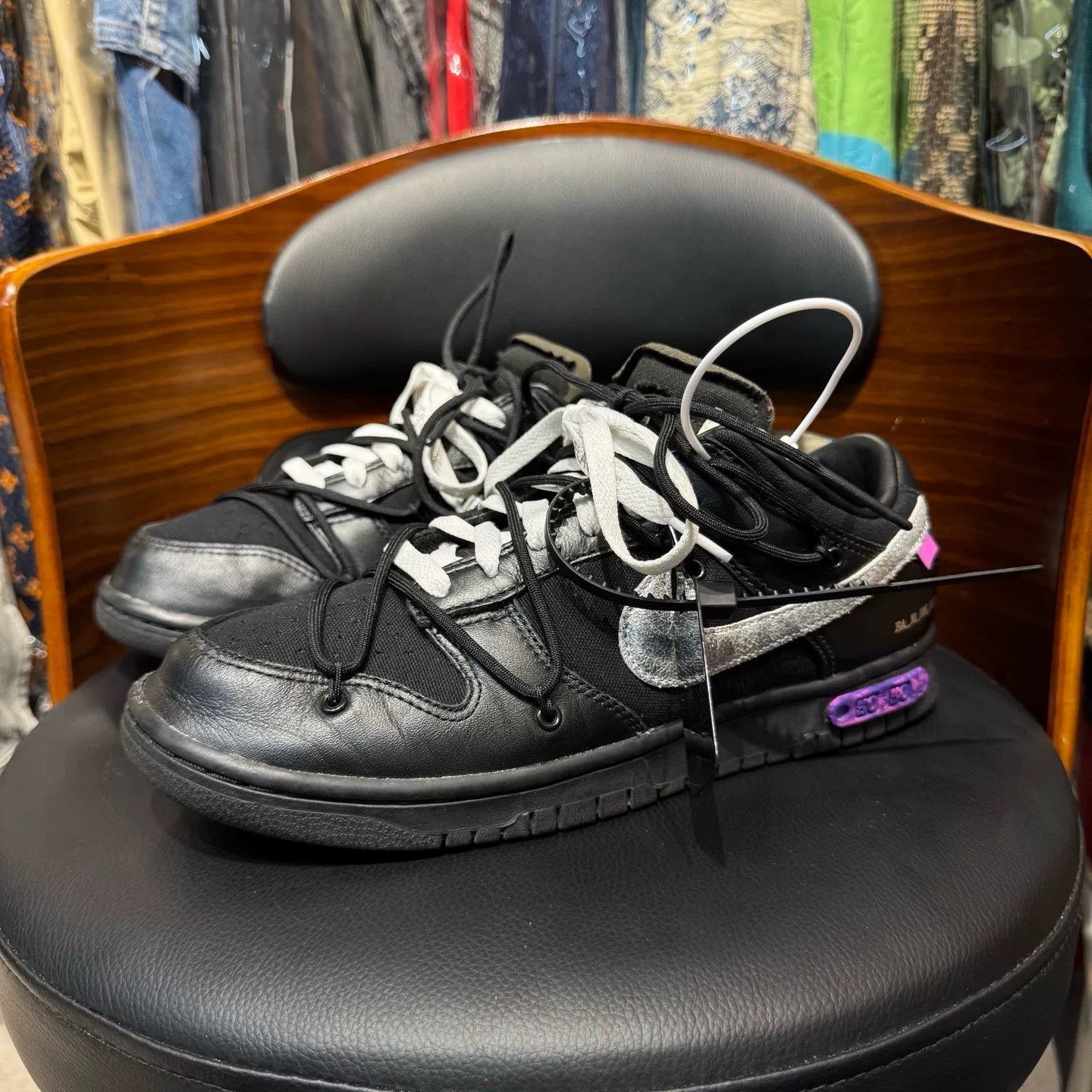 Off-White Off-White DUNK Silver Lowtop Sneakers 43 Men Size US 10 / EU 43 - 1 Thumbnail