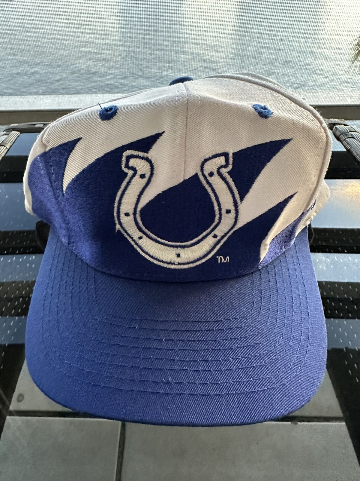 Logo Athletic × NFL × Vintage Vintage 90s Logoathletic Indianapolis Colts Sharktooth Hat Size ONE SIZE - 1 Thumbnail