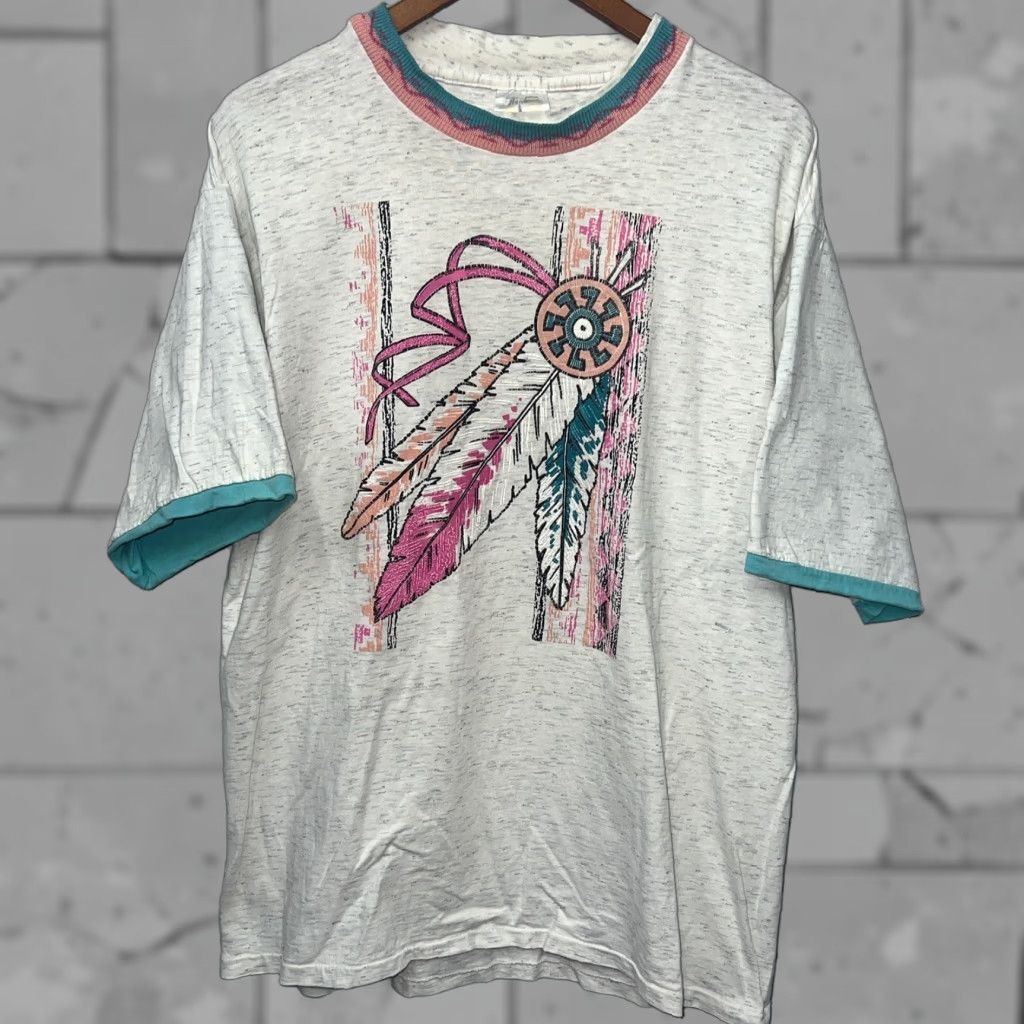 Elwood Hazelwoods Graphic Native T-Shirt Mens Size XL USA Size US XL / EU 56 / 4 - 1 Thumbnail