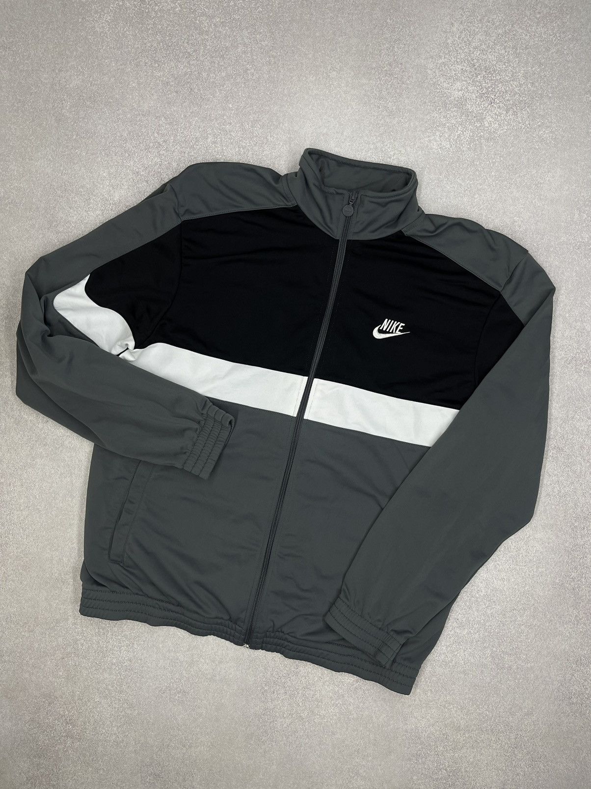 Nike Vintage Nike Sportswear Track Jacket Grey Drill Y2K ACG TN Size US L / EU 52-54 / 3 - 1 Thumbnail