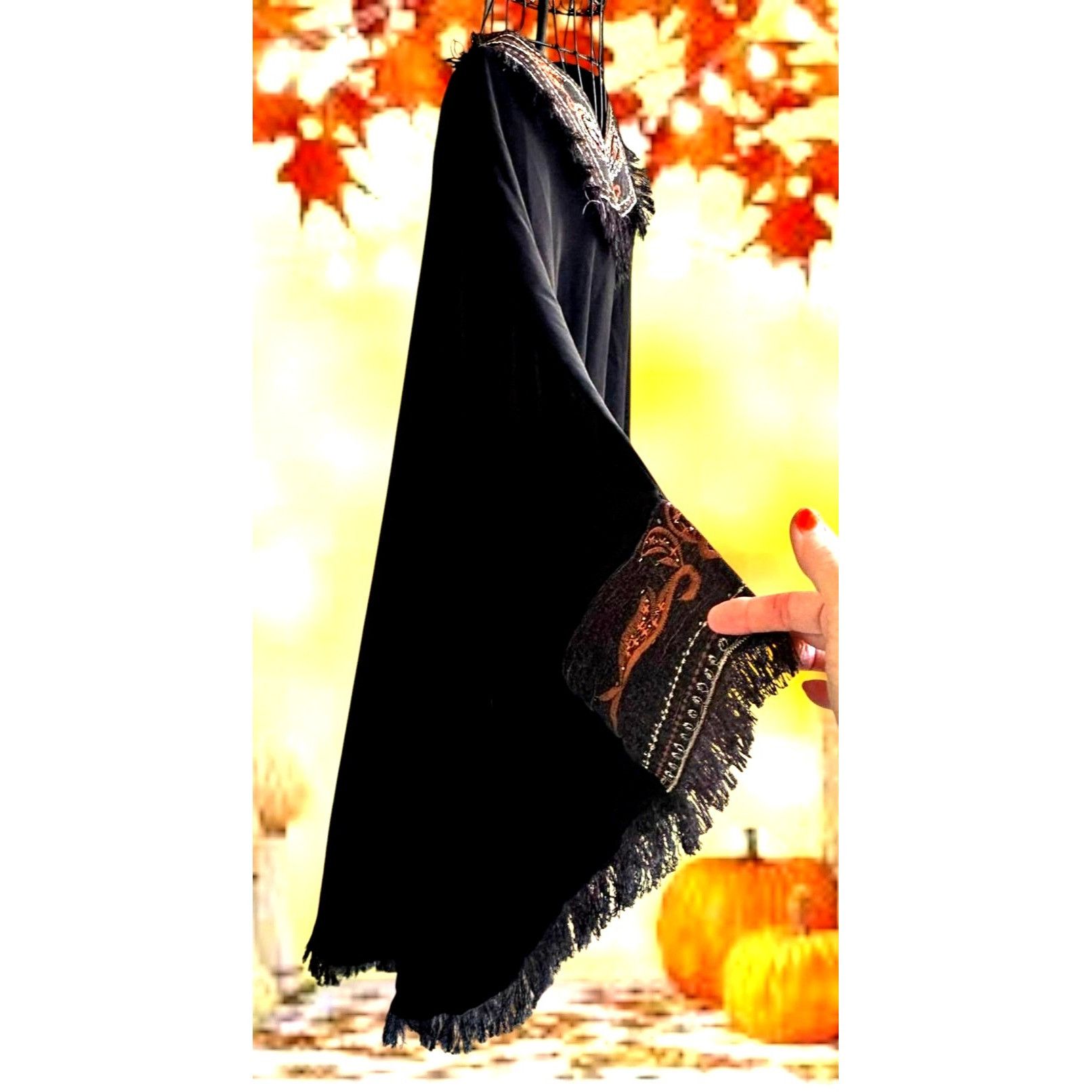 Other Royal Class Poncho Shawl Cape One Size Black Embellished Fri Size ONE SIZE - 2 Thumbnail