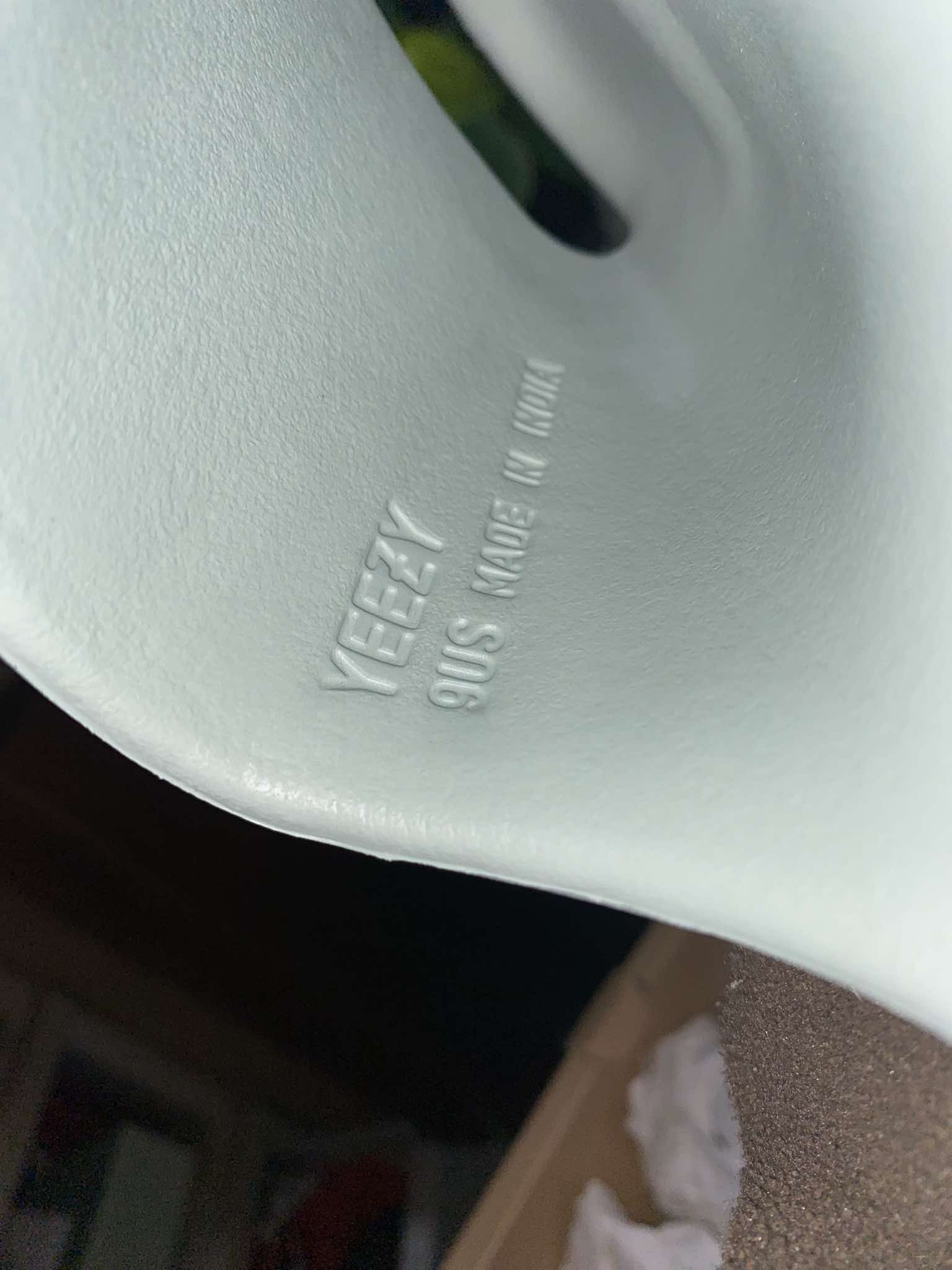 Yeezy Yeezy Slide Size US 9 / EU 42 - 5 Thumbnail