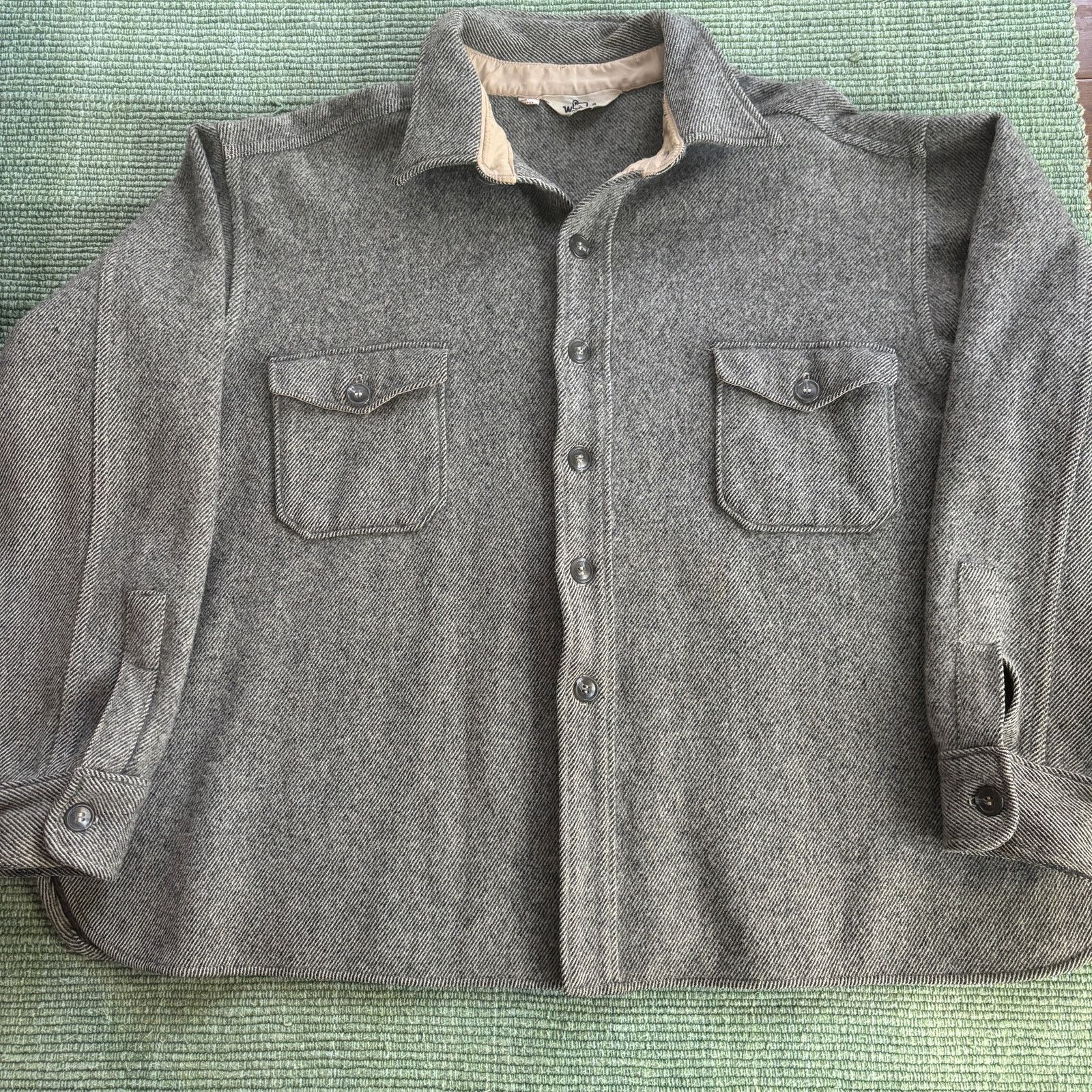 Vintage × Woolrich Woolen Mills Vintage 70s 80s Gray Wool Boxy Woolrich Flannel Shirt XL/XXL Size US XL / EU 56 / 4 - 1 Thumbnail