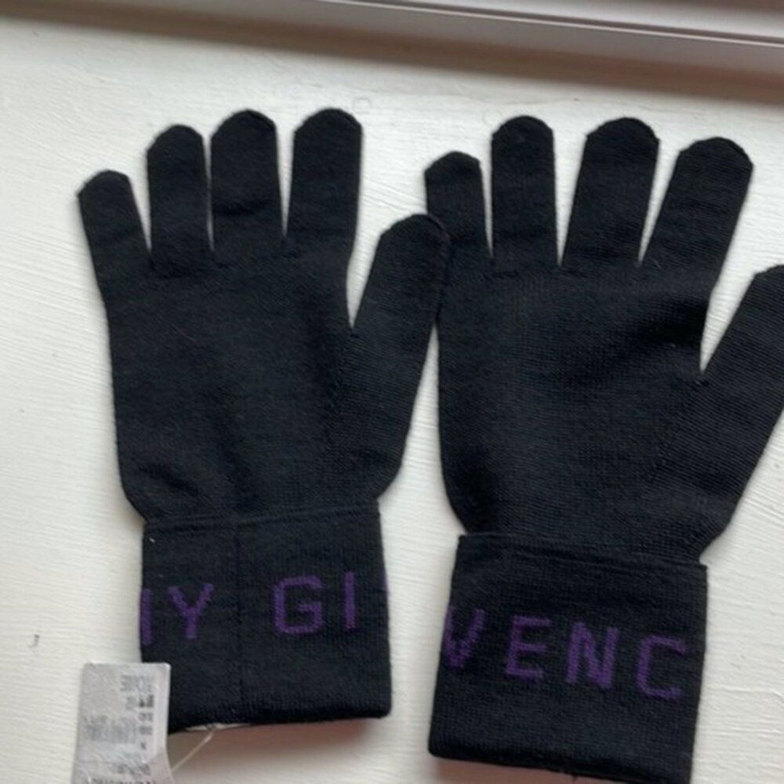Givenchy Givenchy Logo Cuff Wool Gloves black and purple Size ONE SIZE - 2 Thumbnail